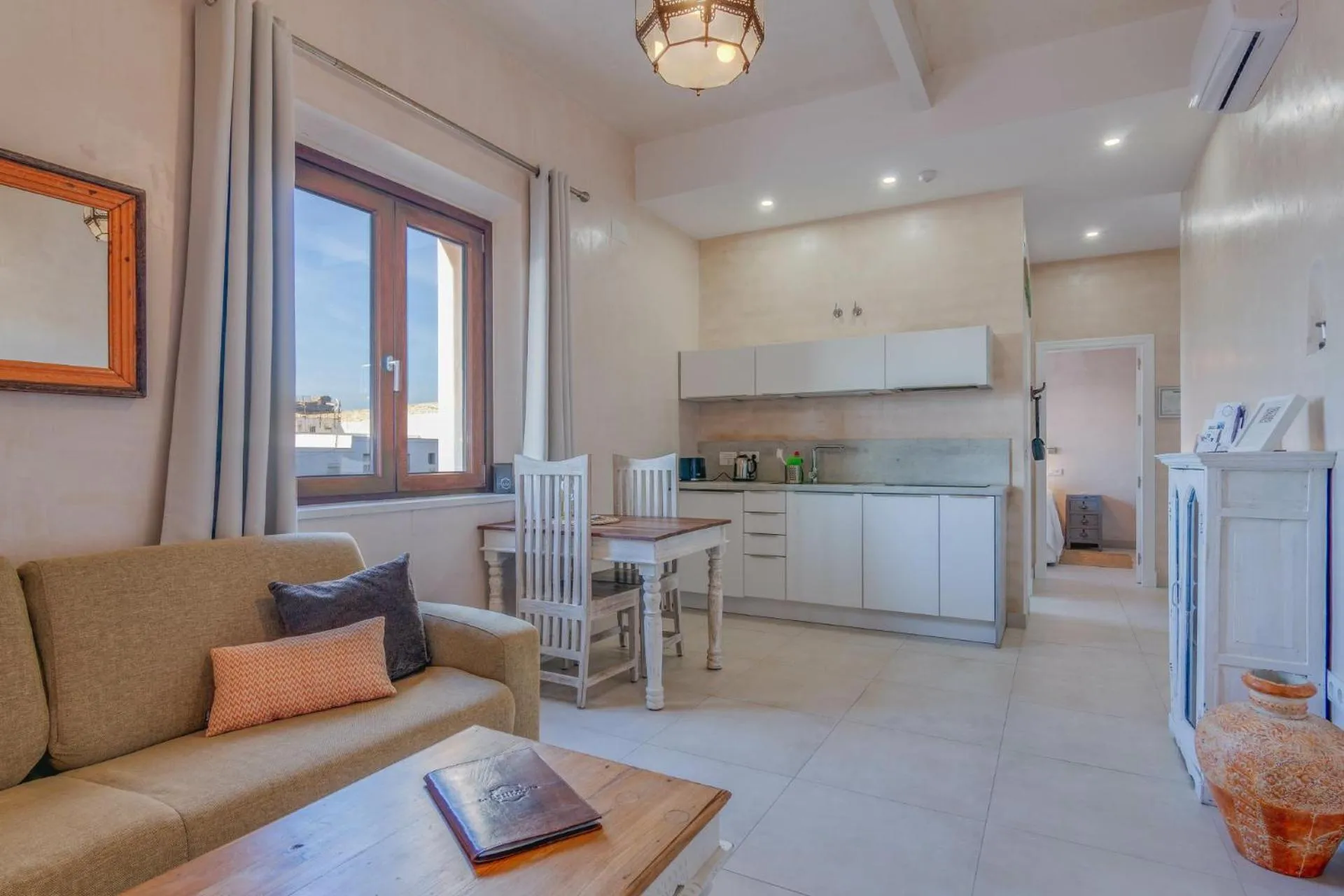 Apartamentos La Residencia Tarifa