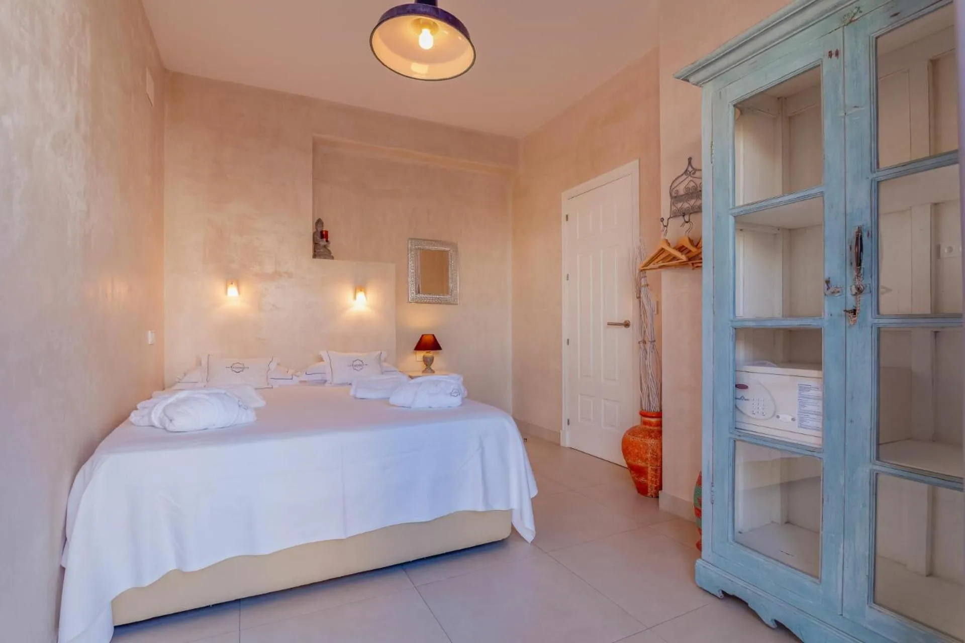 Bed in Apartamentos La Residencia Tarifa