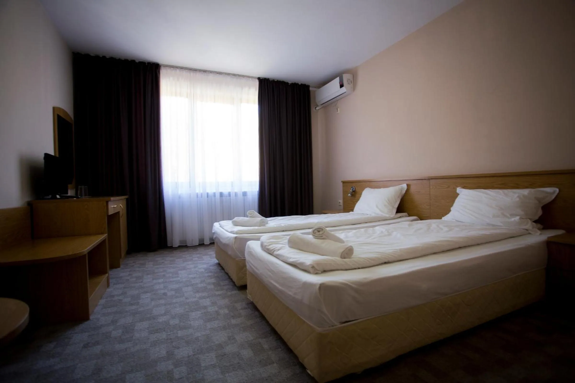 Bedroom, Bed in Family Prim Hotel