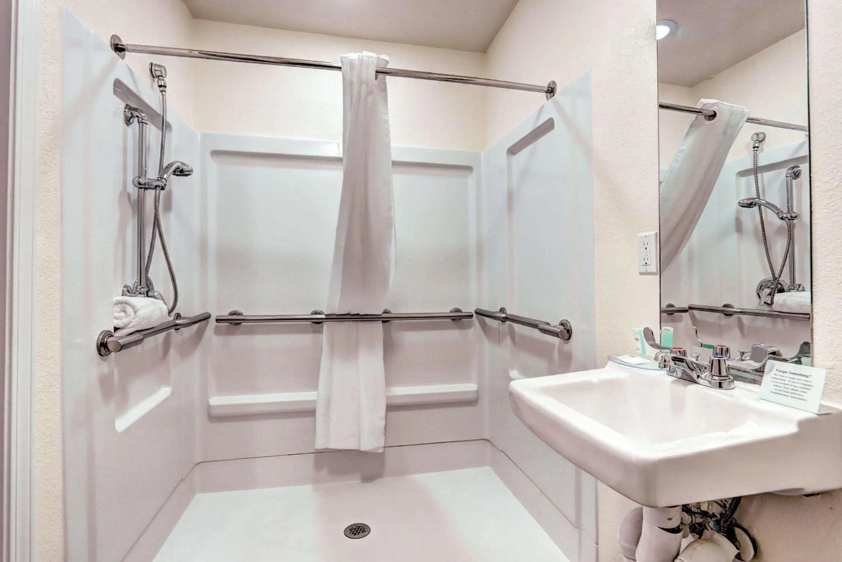 Bedroom in Suburban Studios Westminster Denver North