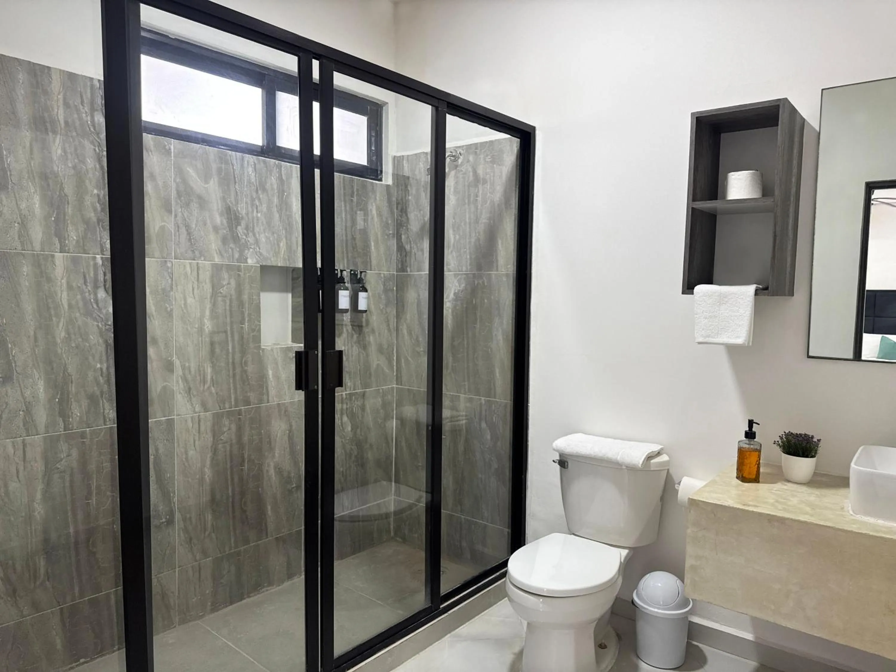 Bathroom in SILVERSANDS Hotel Boutique - 5Th Ave