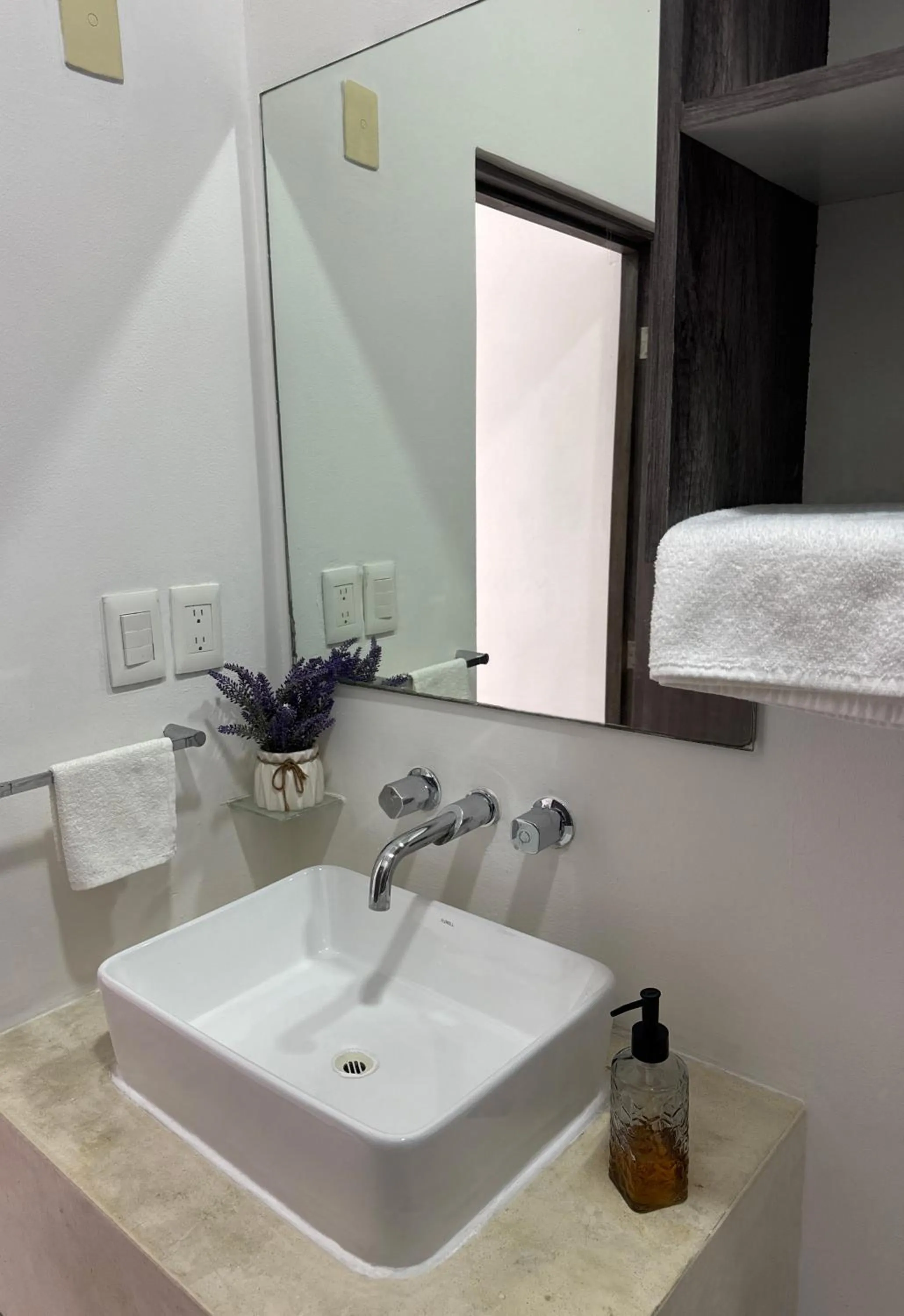 Bathroom in SILVERSANDS Hotel Boutique - 5Th Ave