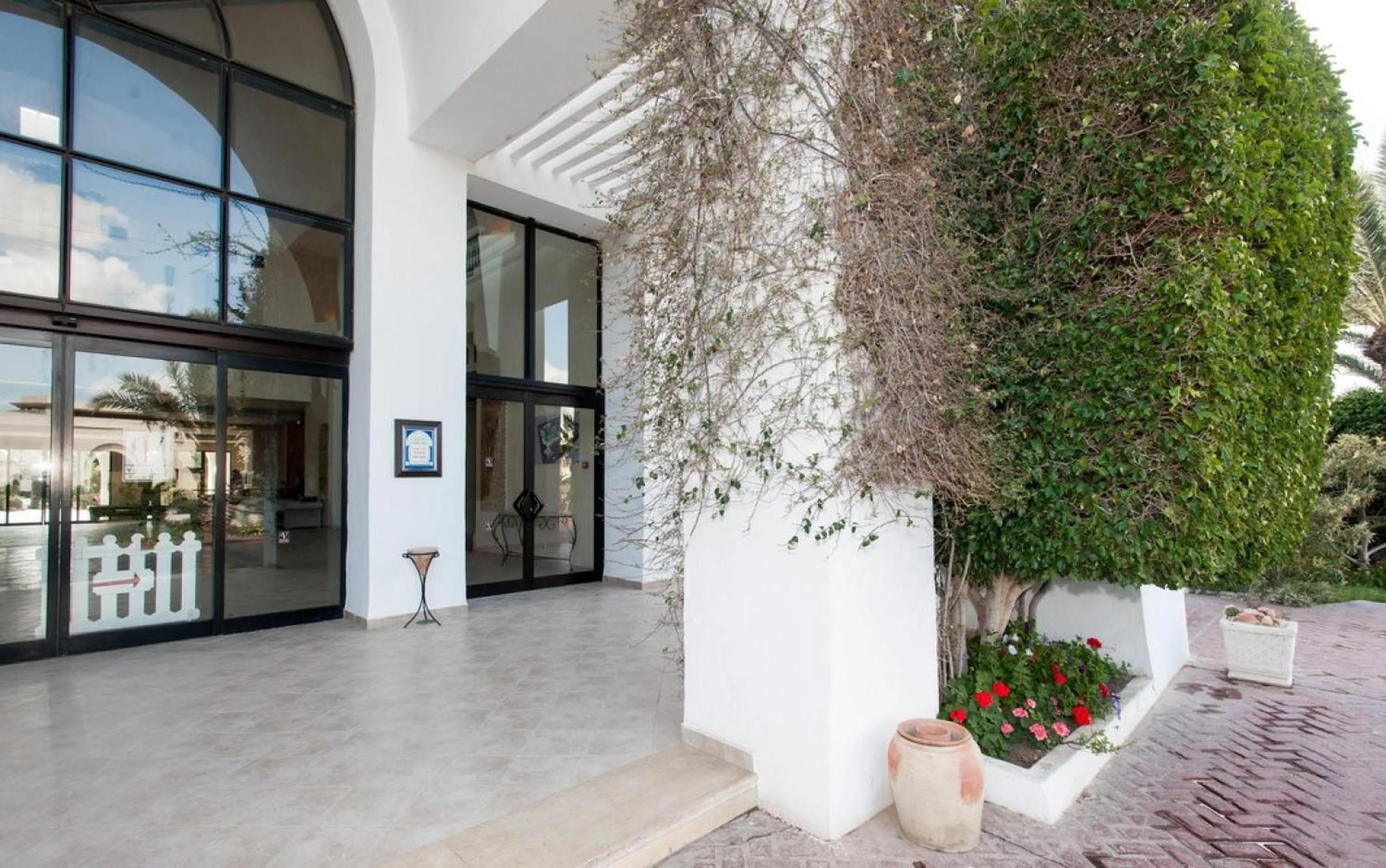 Property building in Djerba Resort- Families and Couples Only