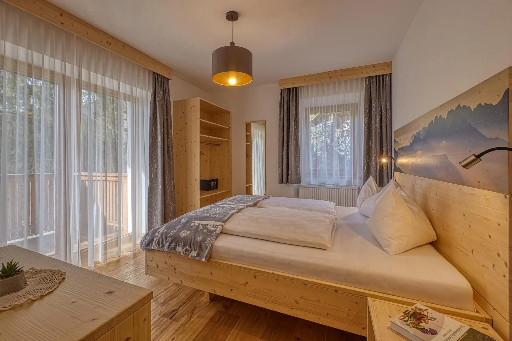 Bedroom, Bed in Garni Appartments Helvetia