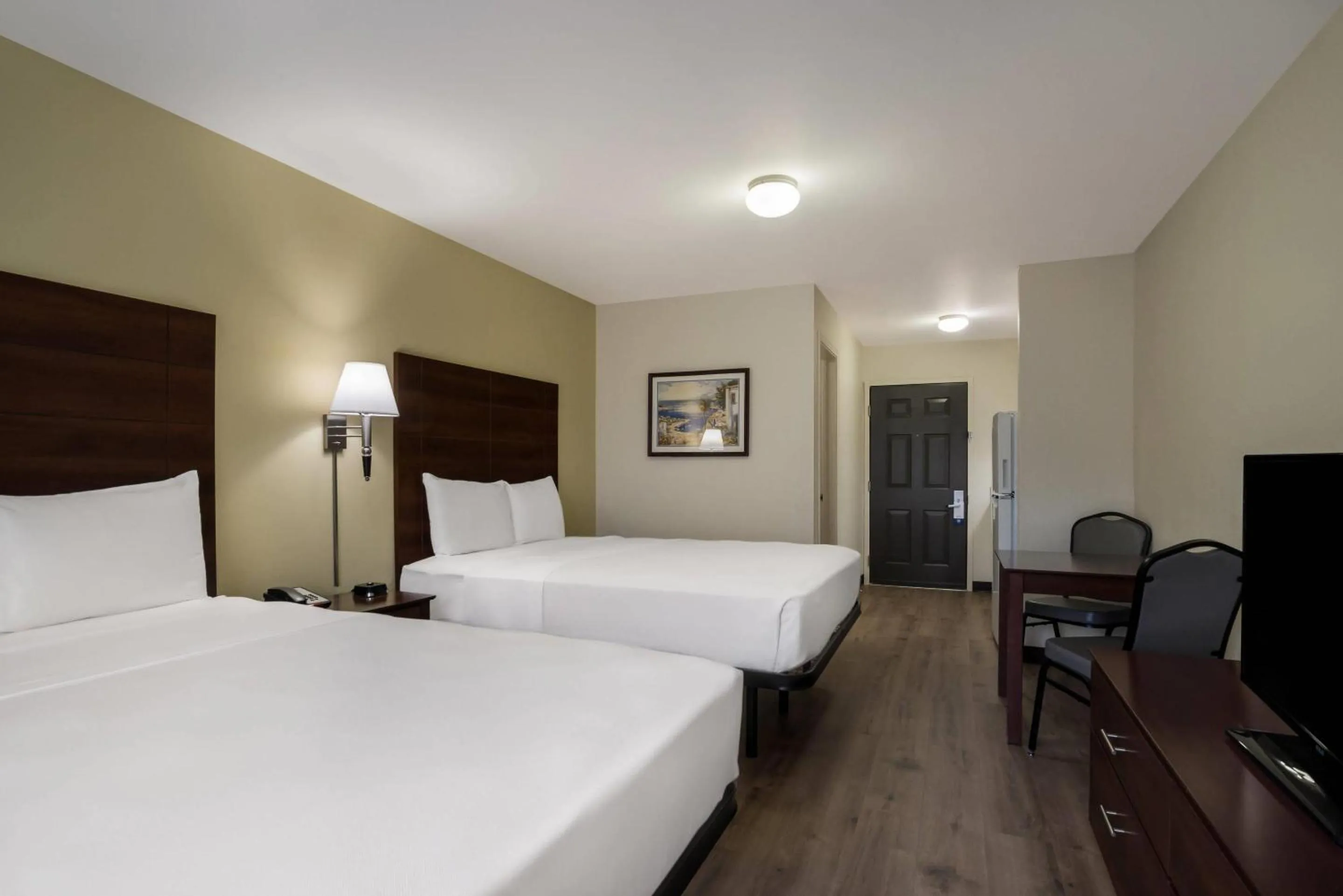 Bedroom, Bed in Suburban Studios Denver Central-Arvada