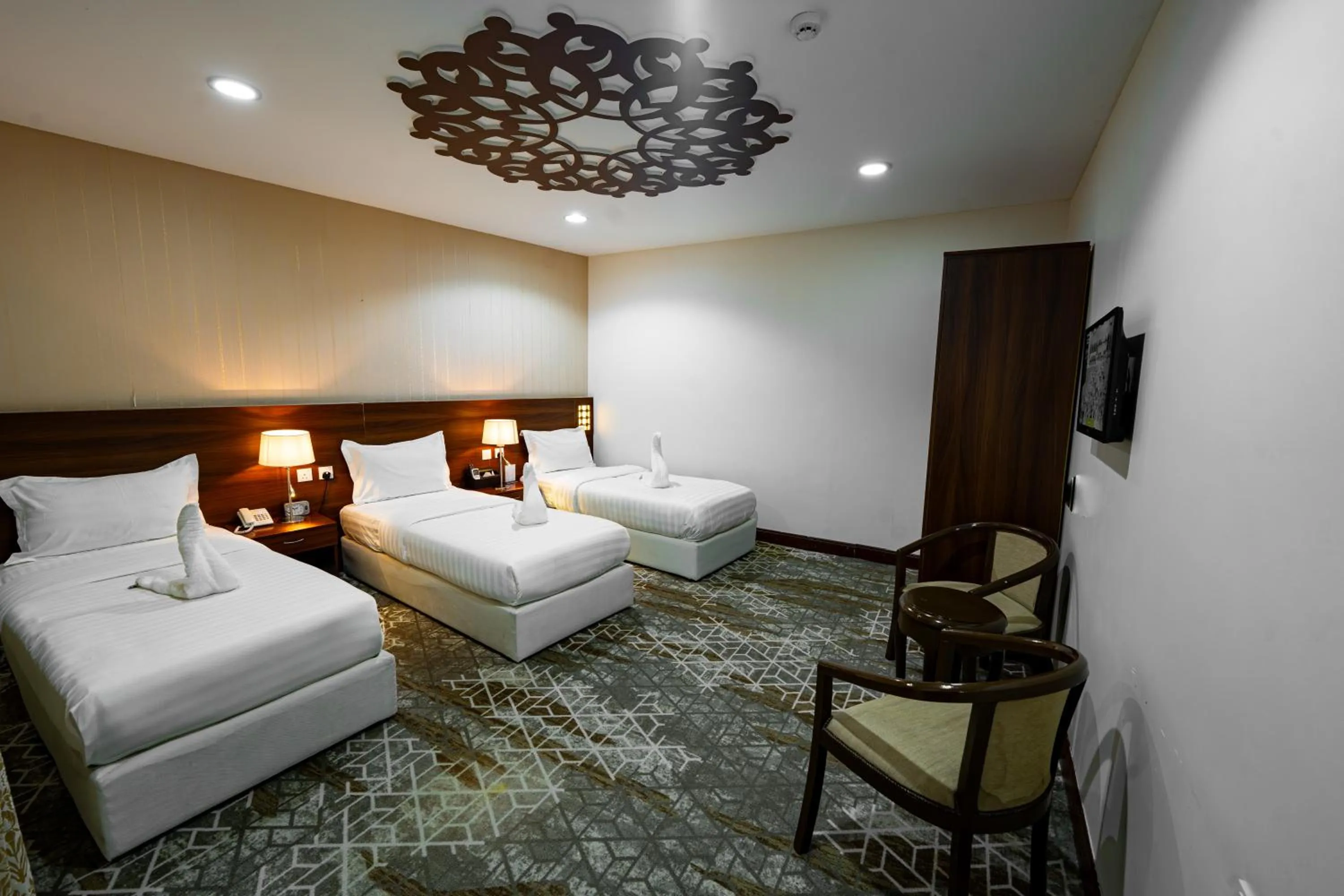 Bedroom, Bed in Rizq Palace Hotel Makkah