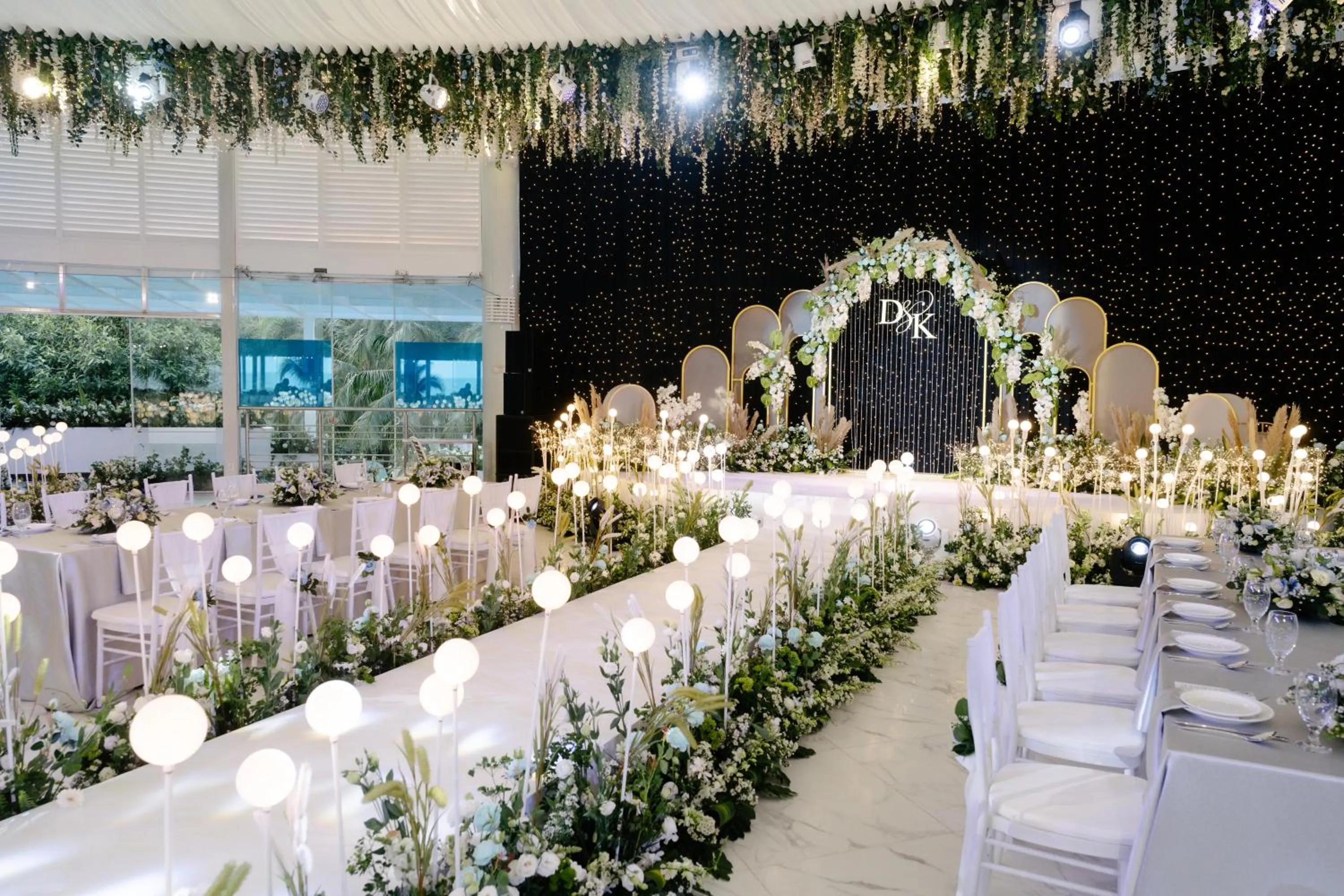 Restaurant/places to eat in Carmelina Beach Resort Ho Tram