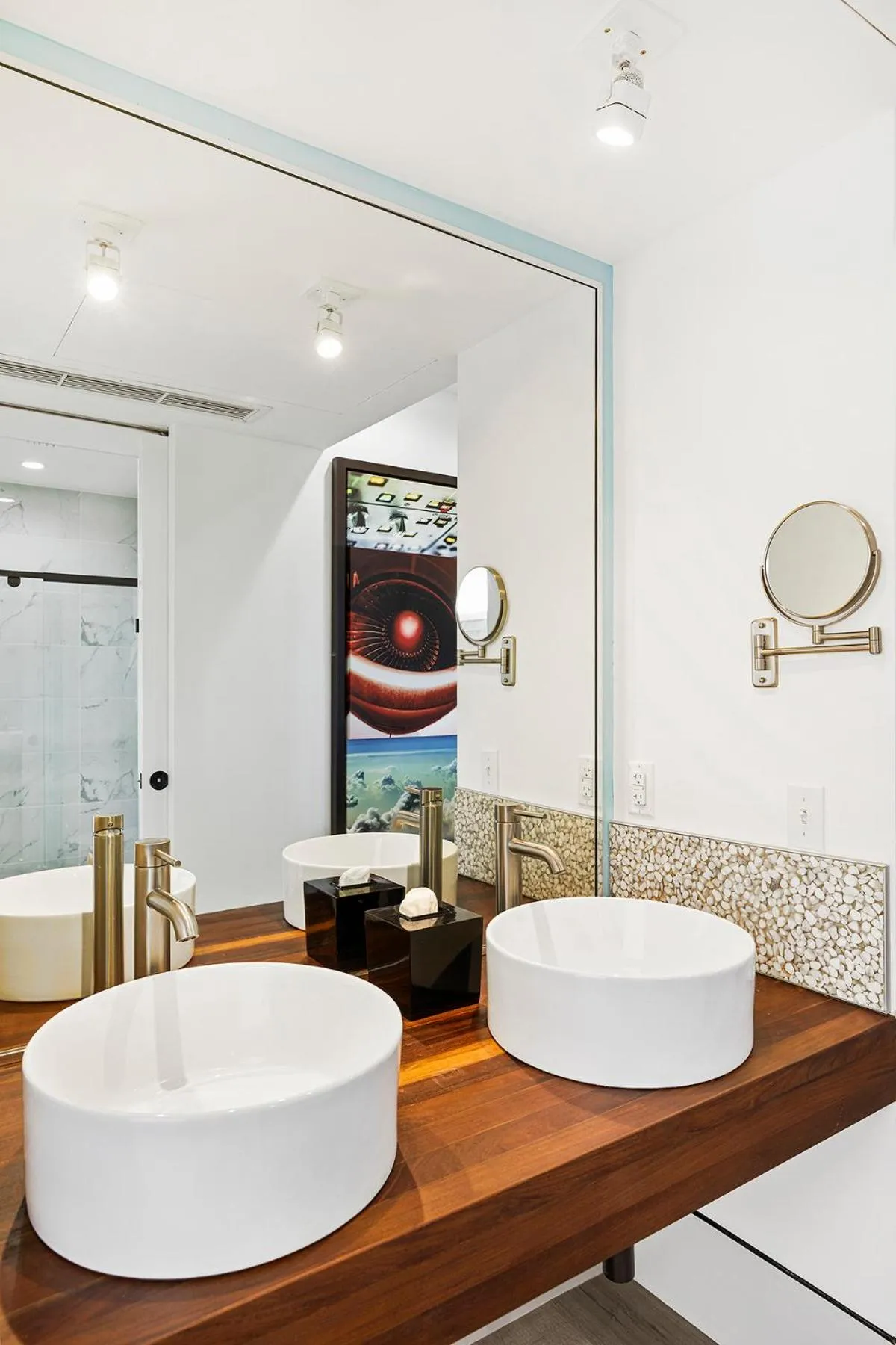 Bathroom in Ocean Treasure Beachside Suites