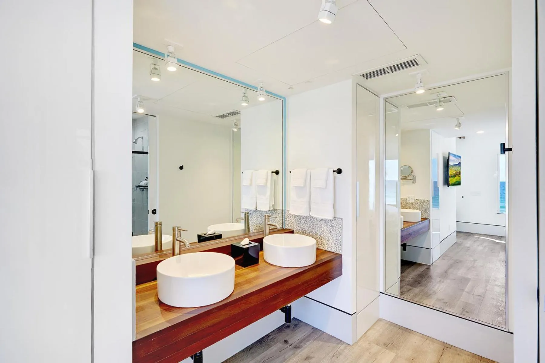Bathroom in Ocean Treasure Beachside Suites