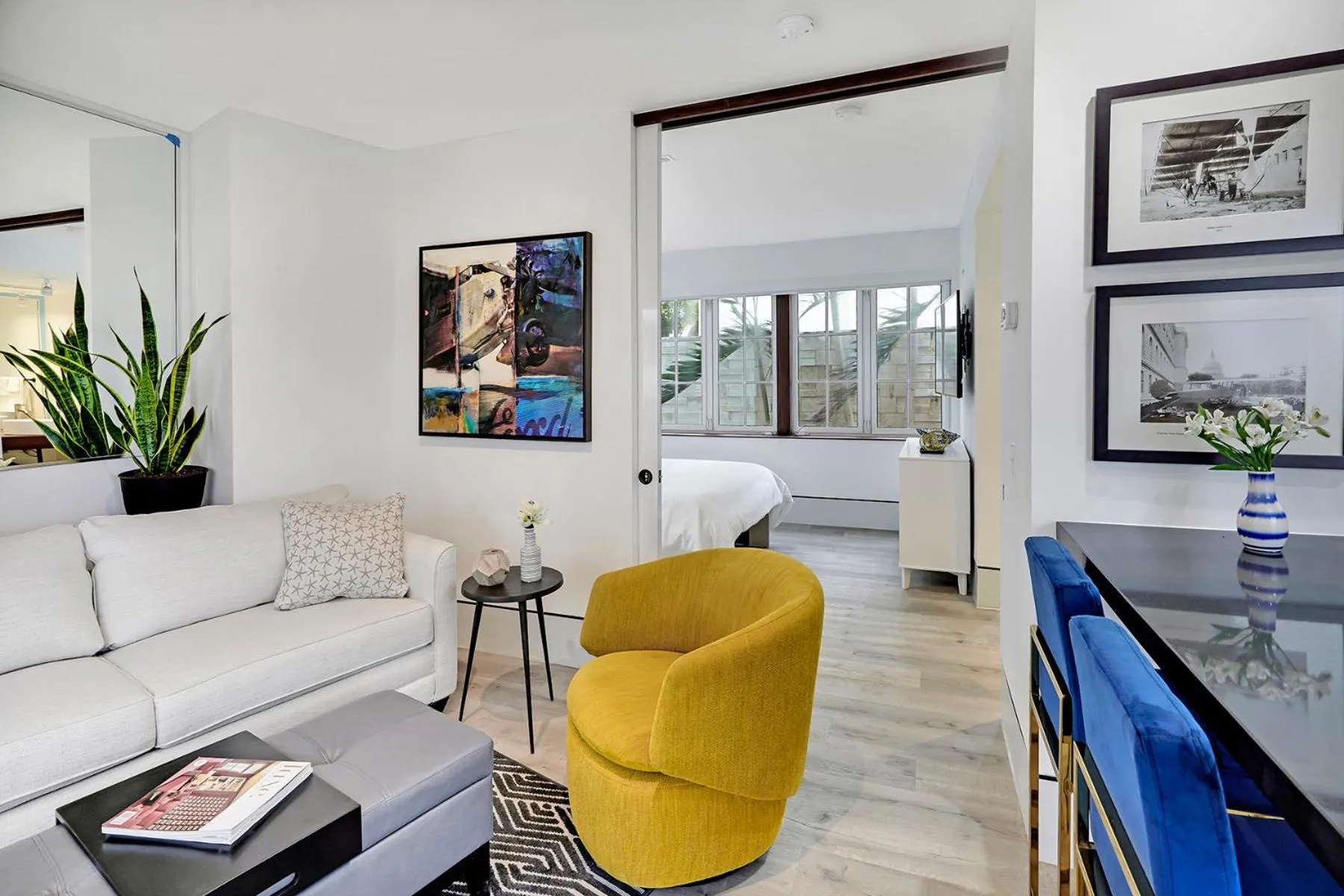 Living room in Ocean Treasure Beachside Suites