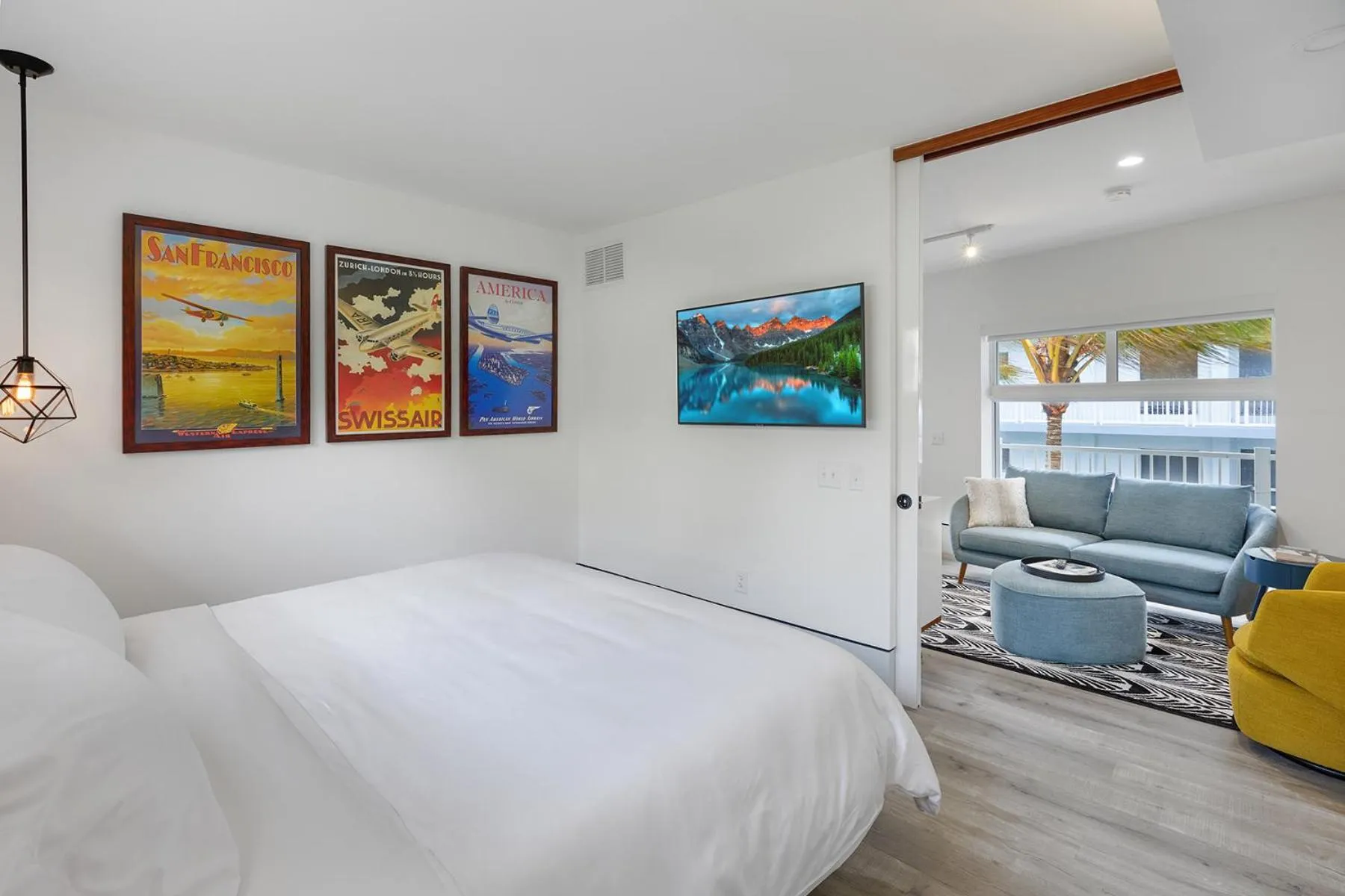 Bed in Ocean Treasure Beachside Suites