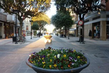 Property building in Perfume Do Mar