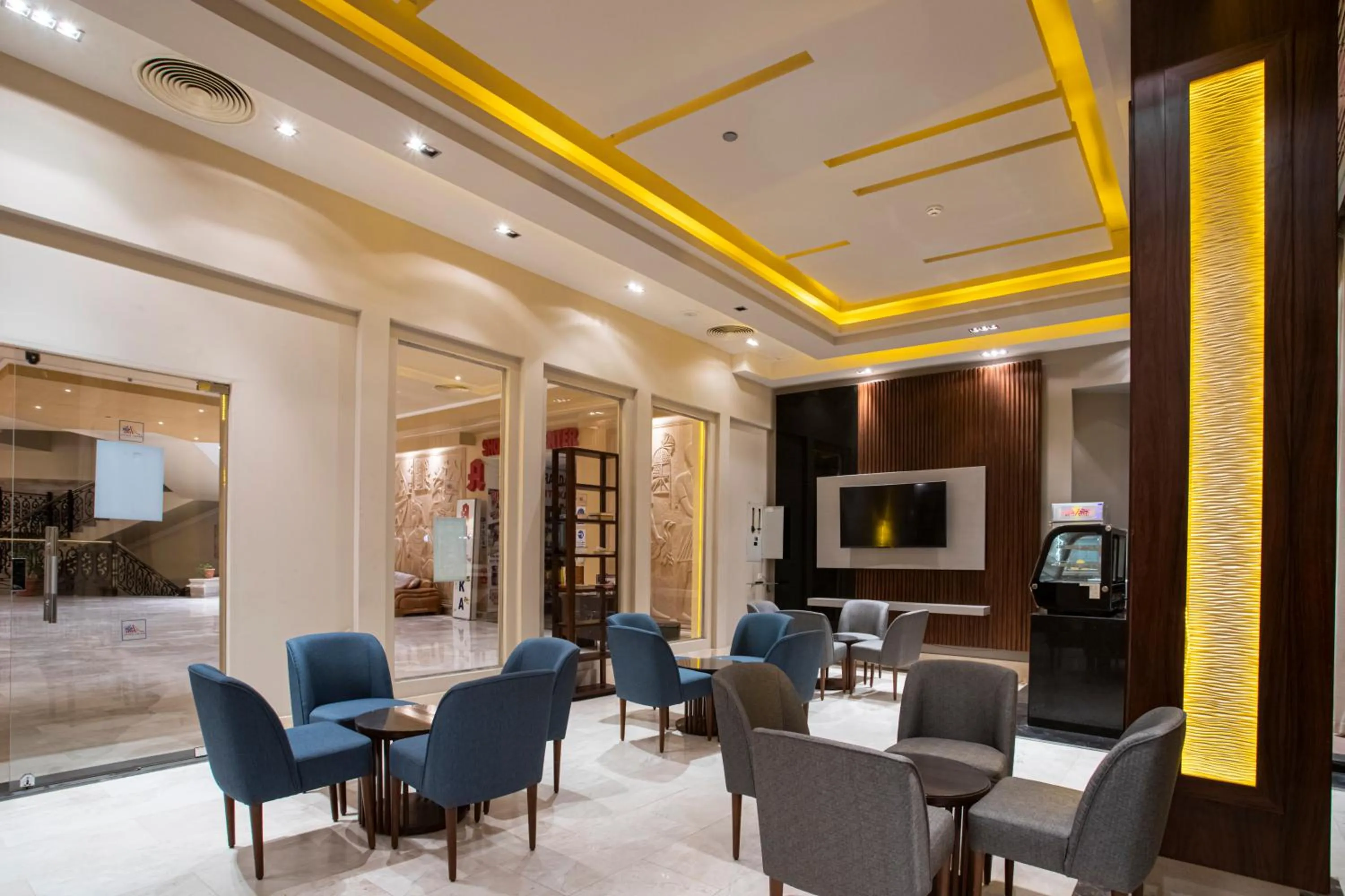 Lounge or bar in AMC Royal Hotel & Spa