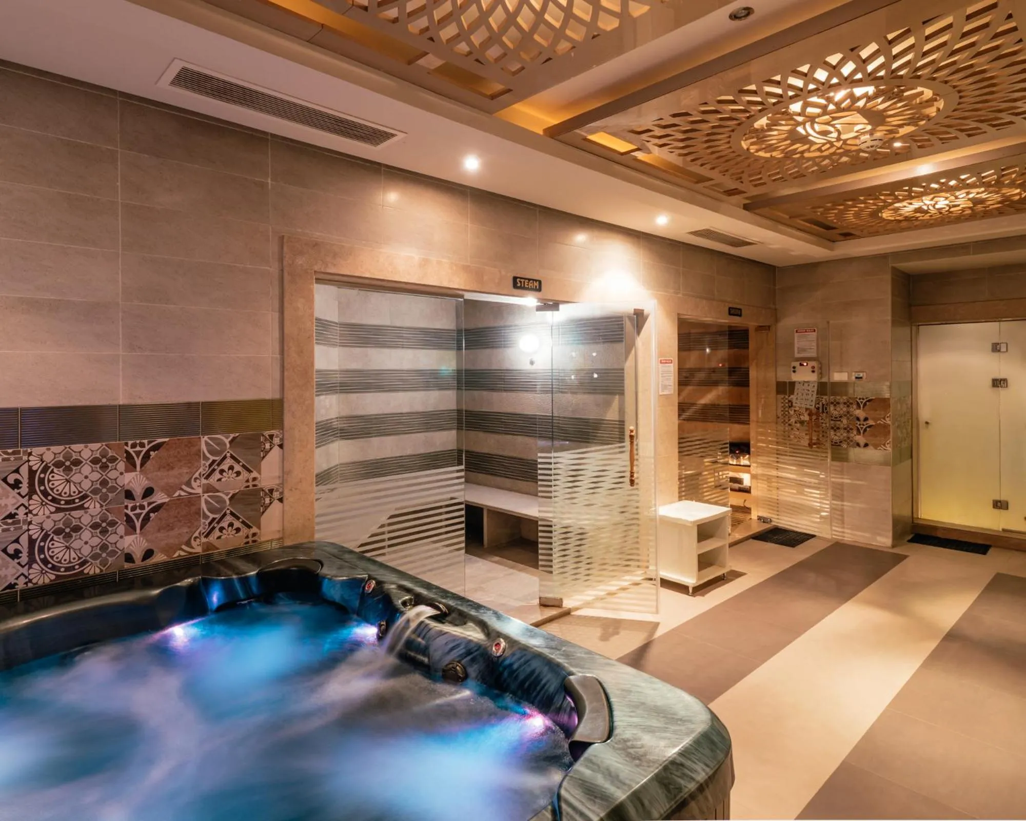 Spa and wellness centre/facilities in AMC Royal Hotel & Spa