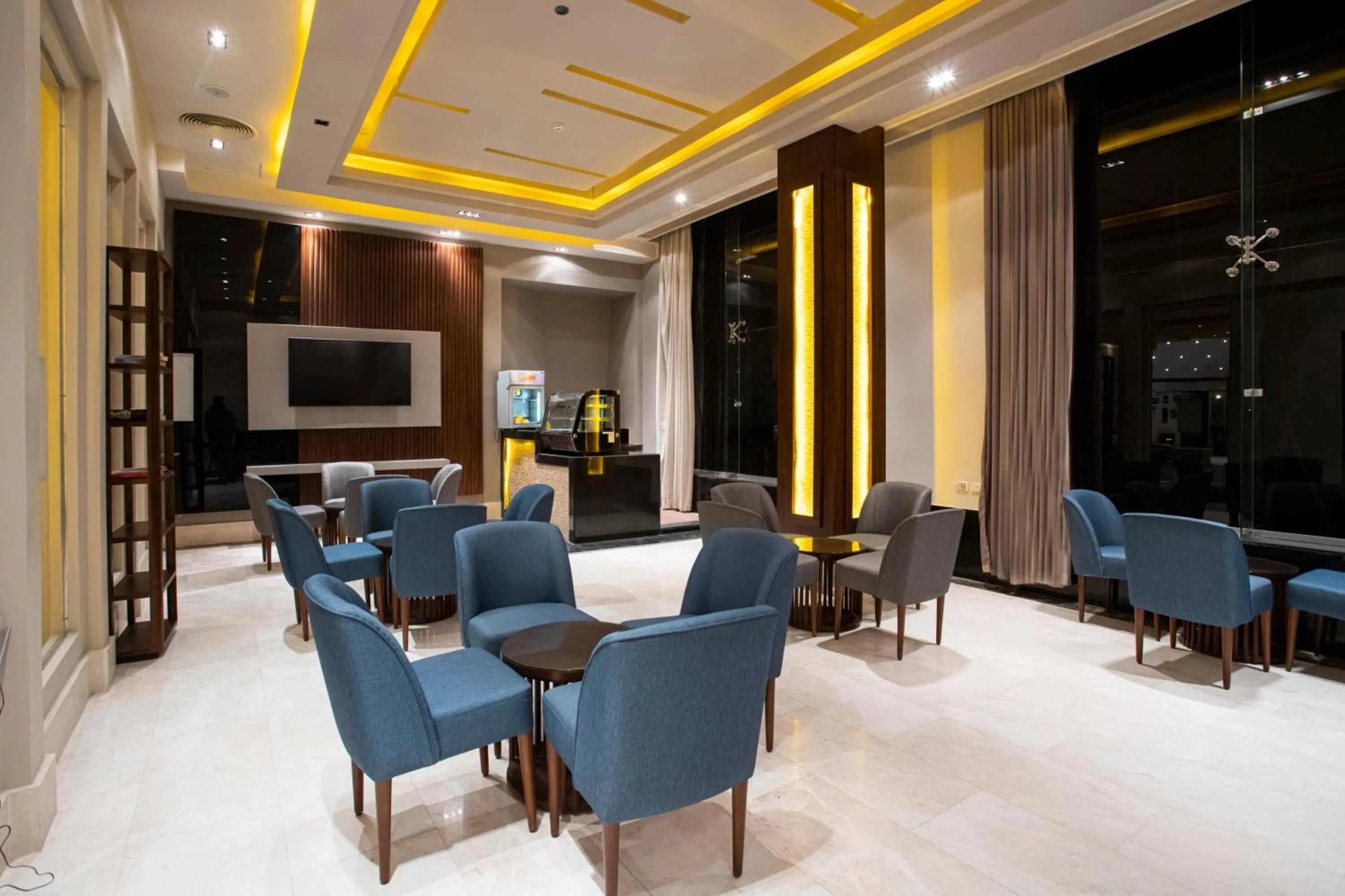 Lounge or bar in AMC Royal Hotel & Spa