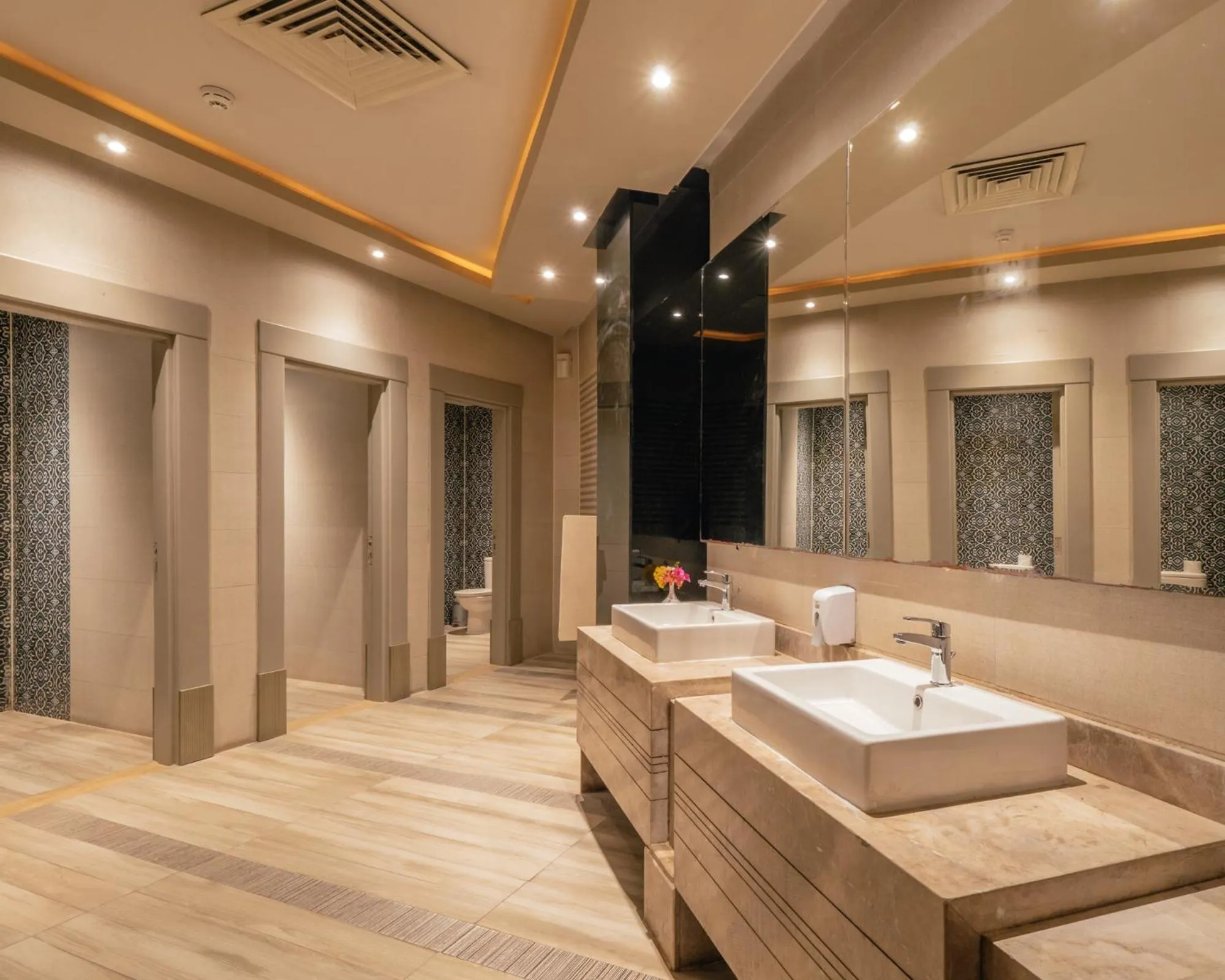 Toilet in AMC Royal Hotel & Spa