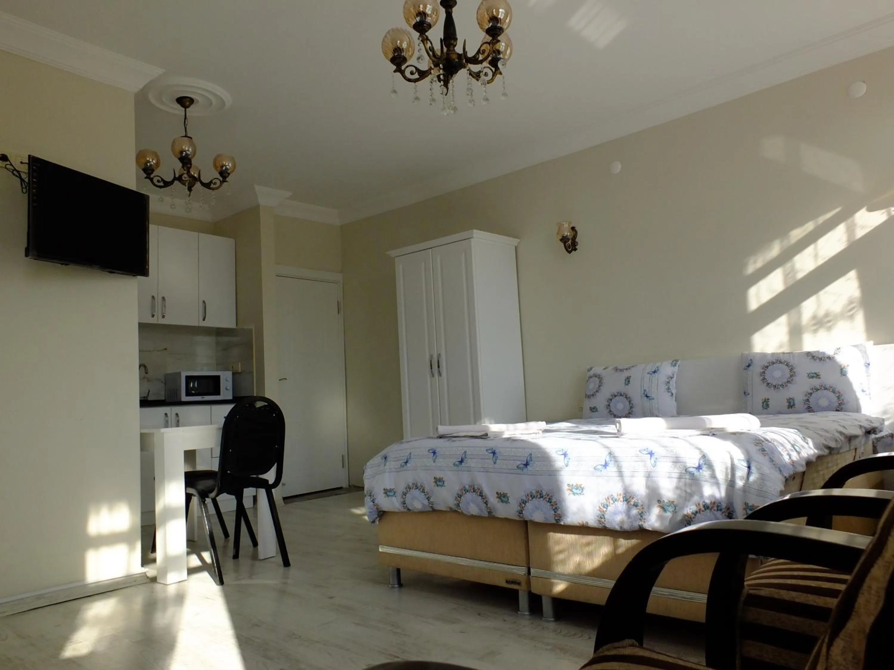 Bed in Old City Pansiyon