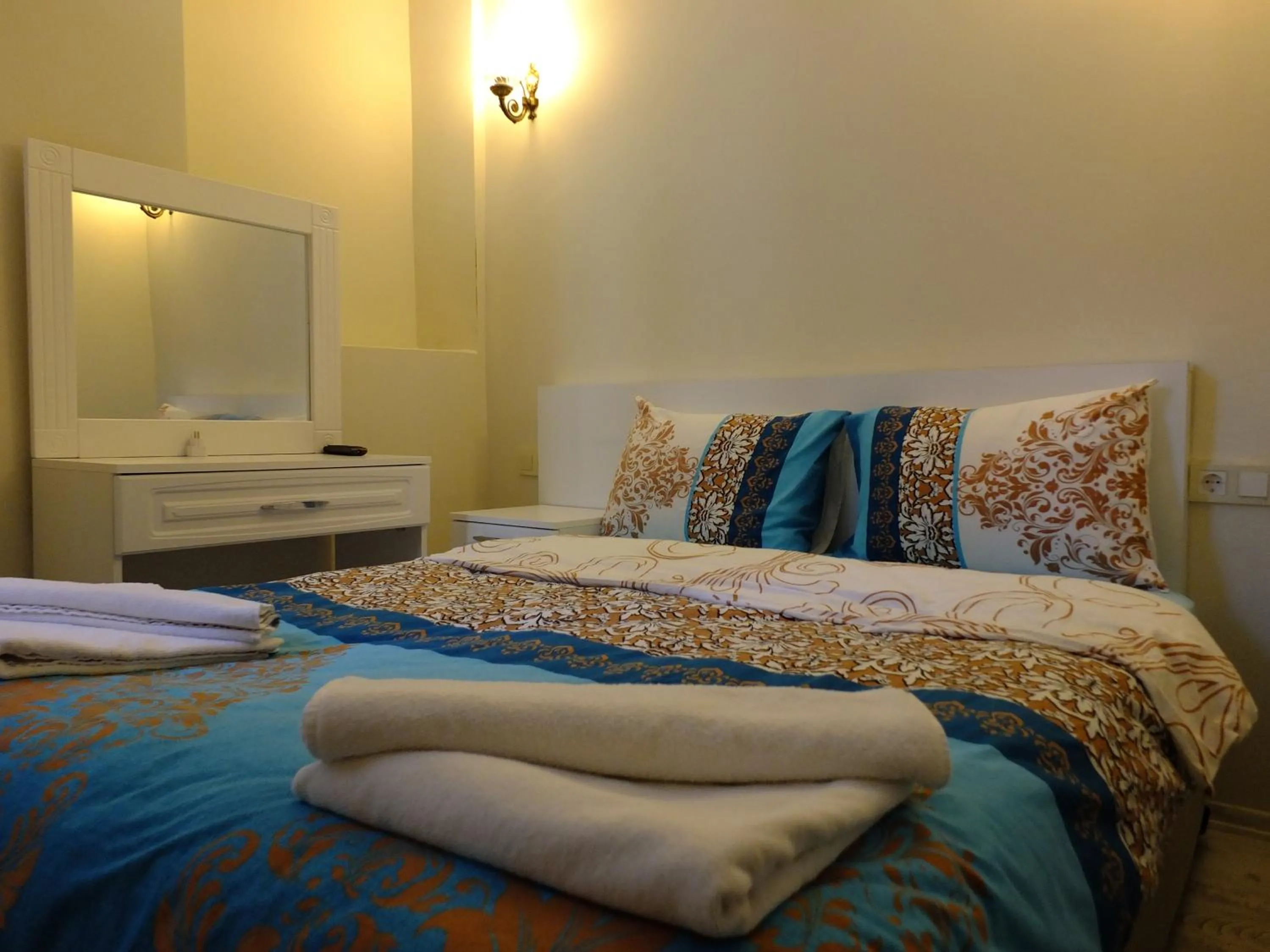 Bed in Old City Pansiyon