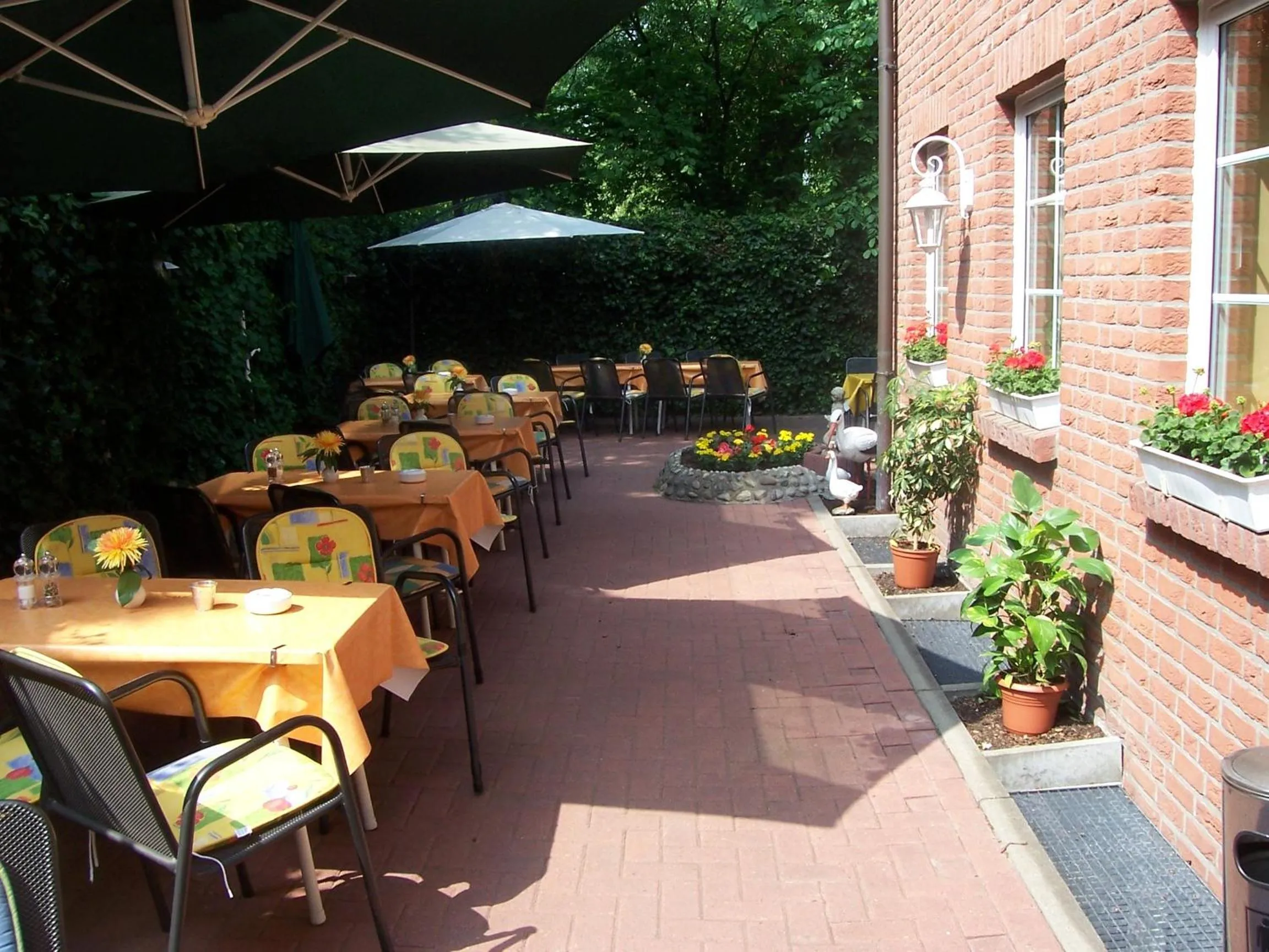 Restaurant/places to eat in Hotel Neugrabener Hof