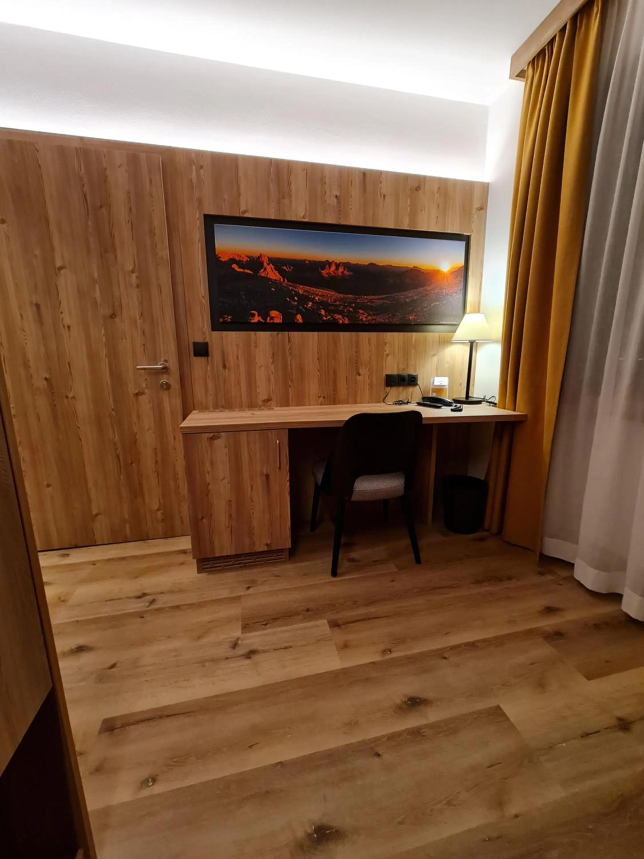 Photo of the whole room in Hotel Mondschein