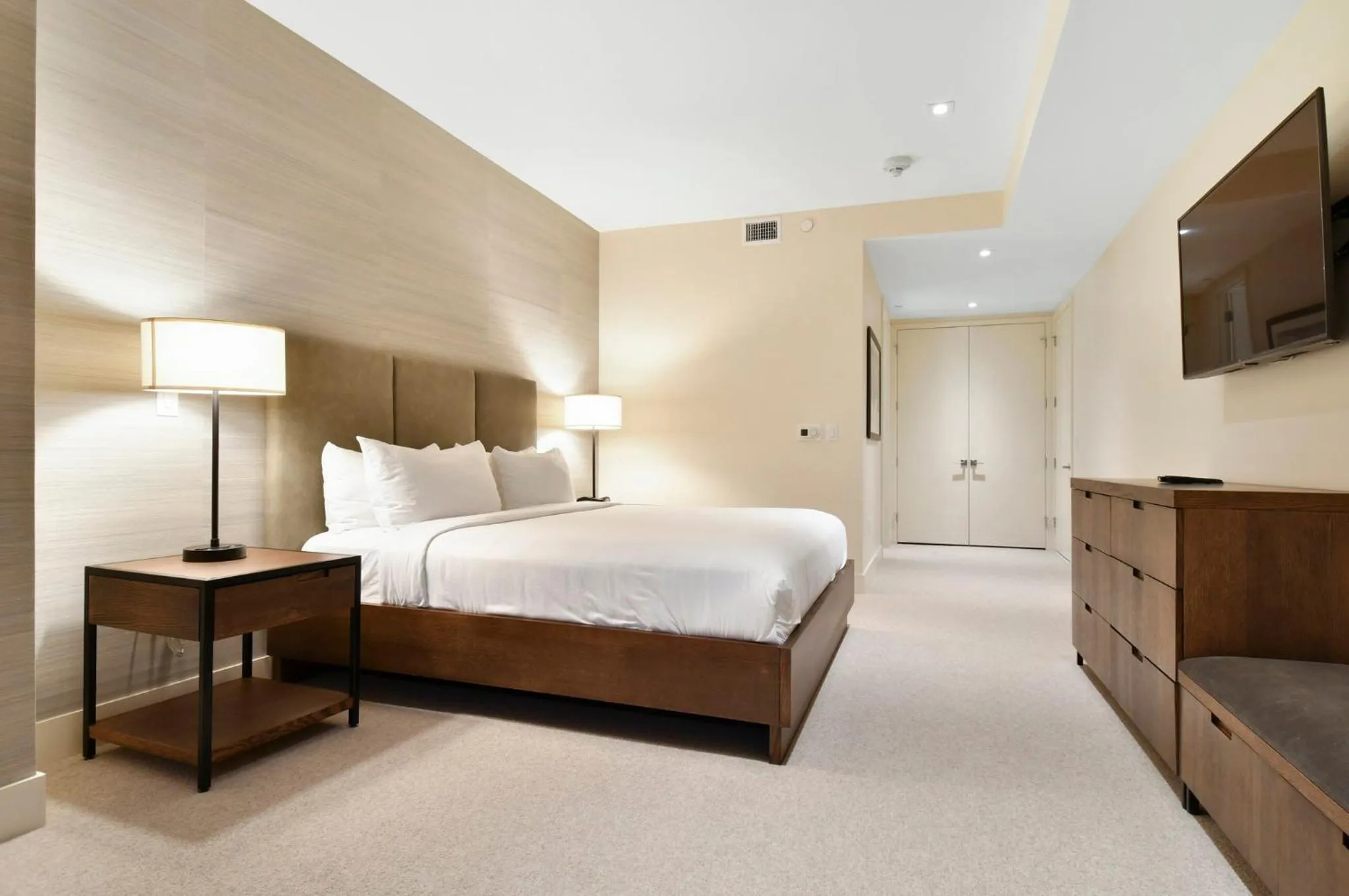 Bedroom, Bed in Lift Park City Condominiums by Vail Resorts