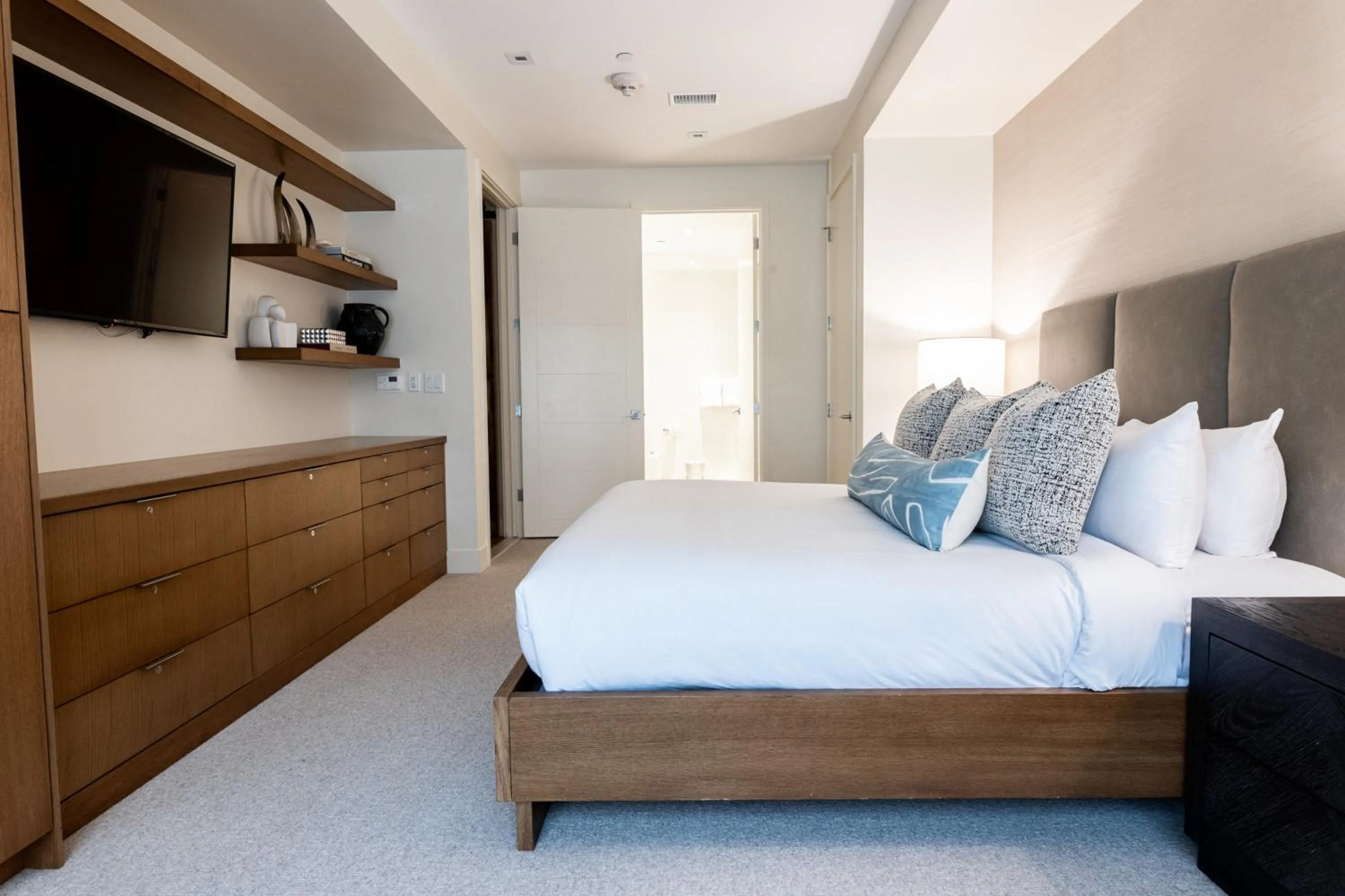 Bedroom, Bed in Lift Park City Condominiums by Vail Resorts