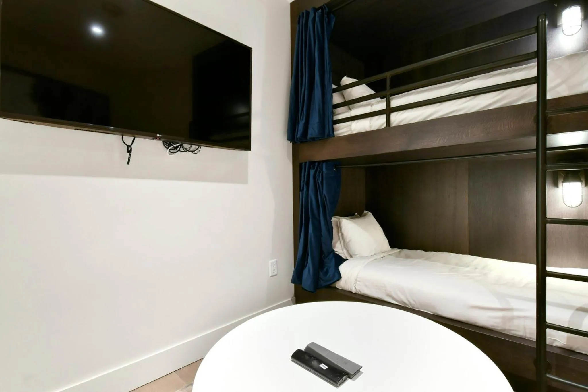 Bedroom, Bed in Lift Park City Condominiums by Vail Resorts