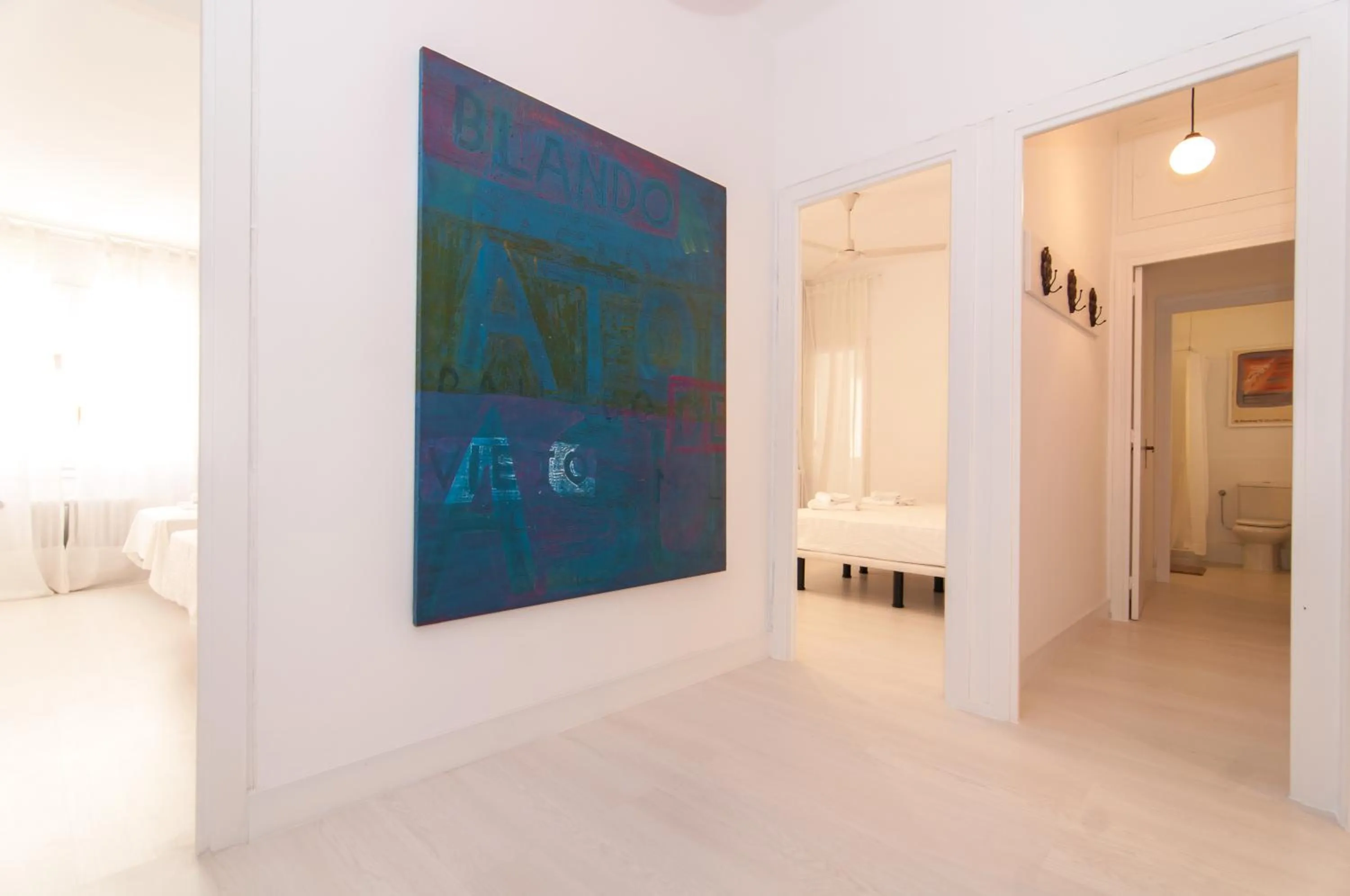 Decorative detail, Bed in Weflating Ramblas