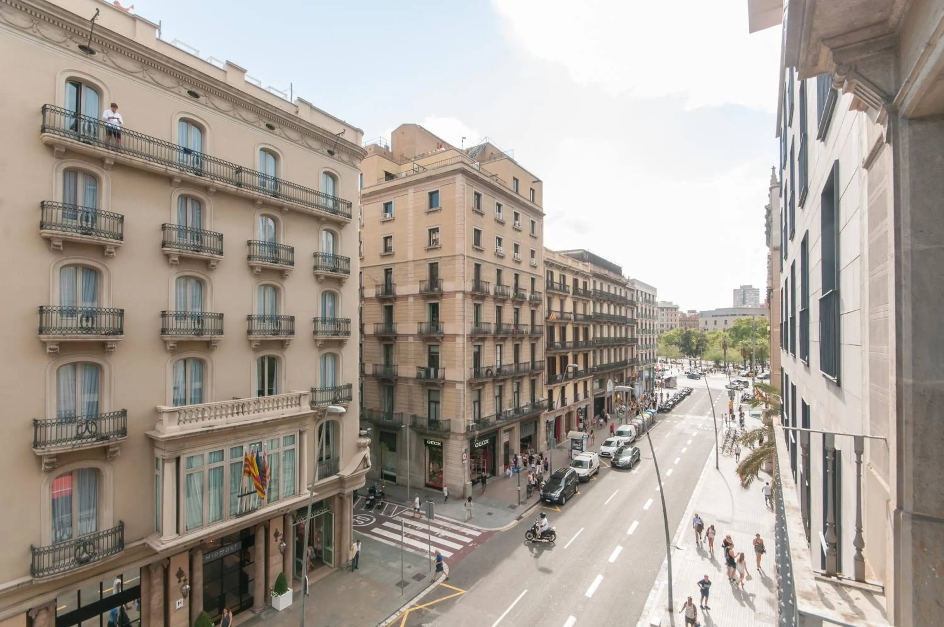 Neighbourhood in Weflating Ramblas