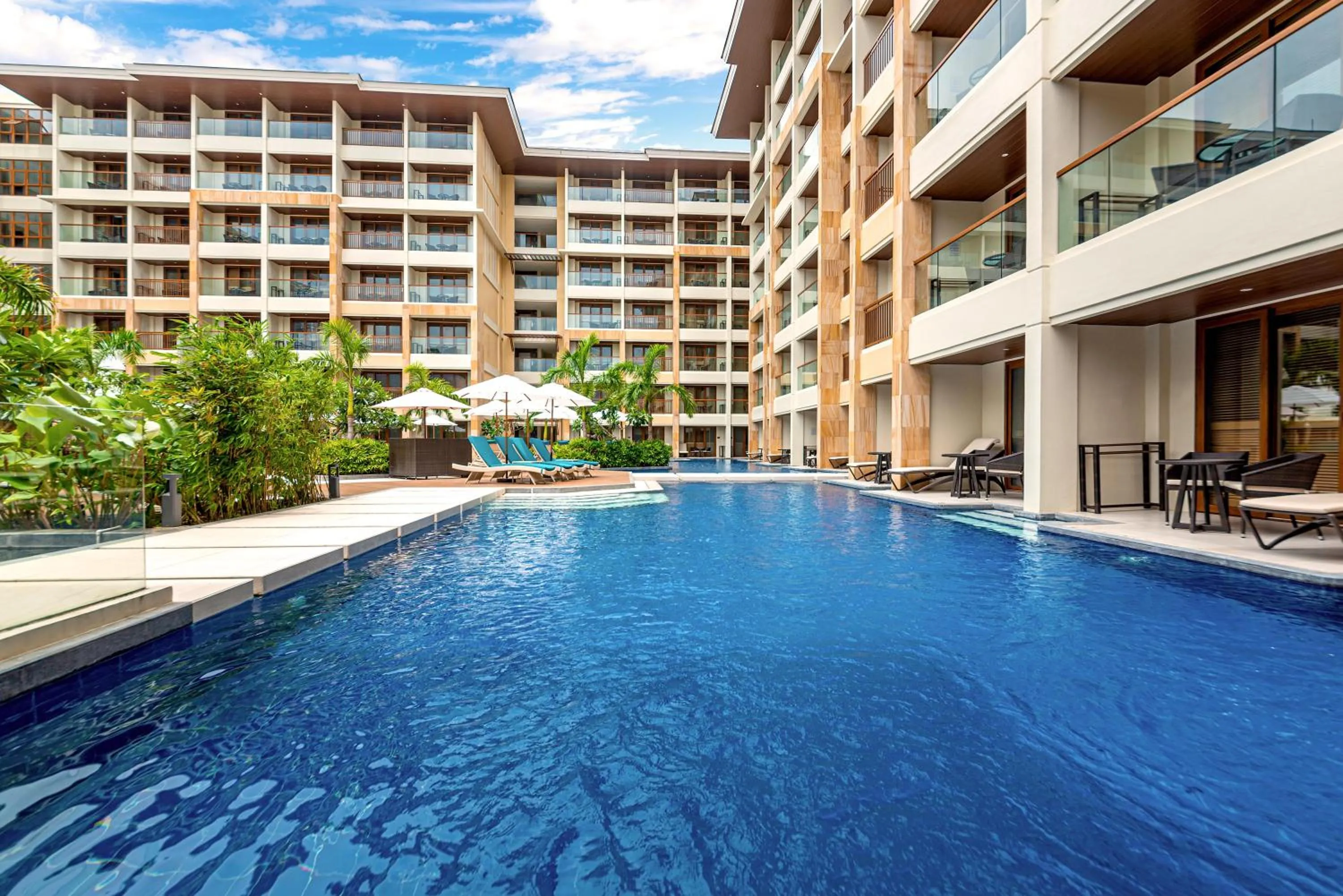 Swimming pool in Henann Tawala Resort