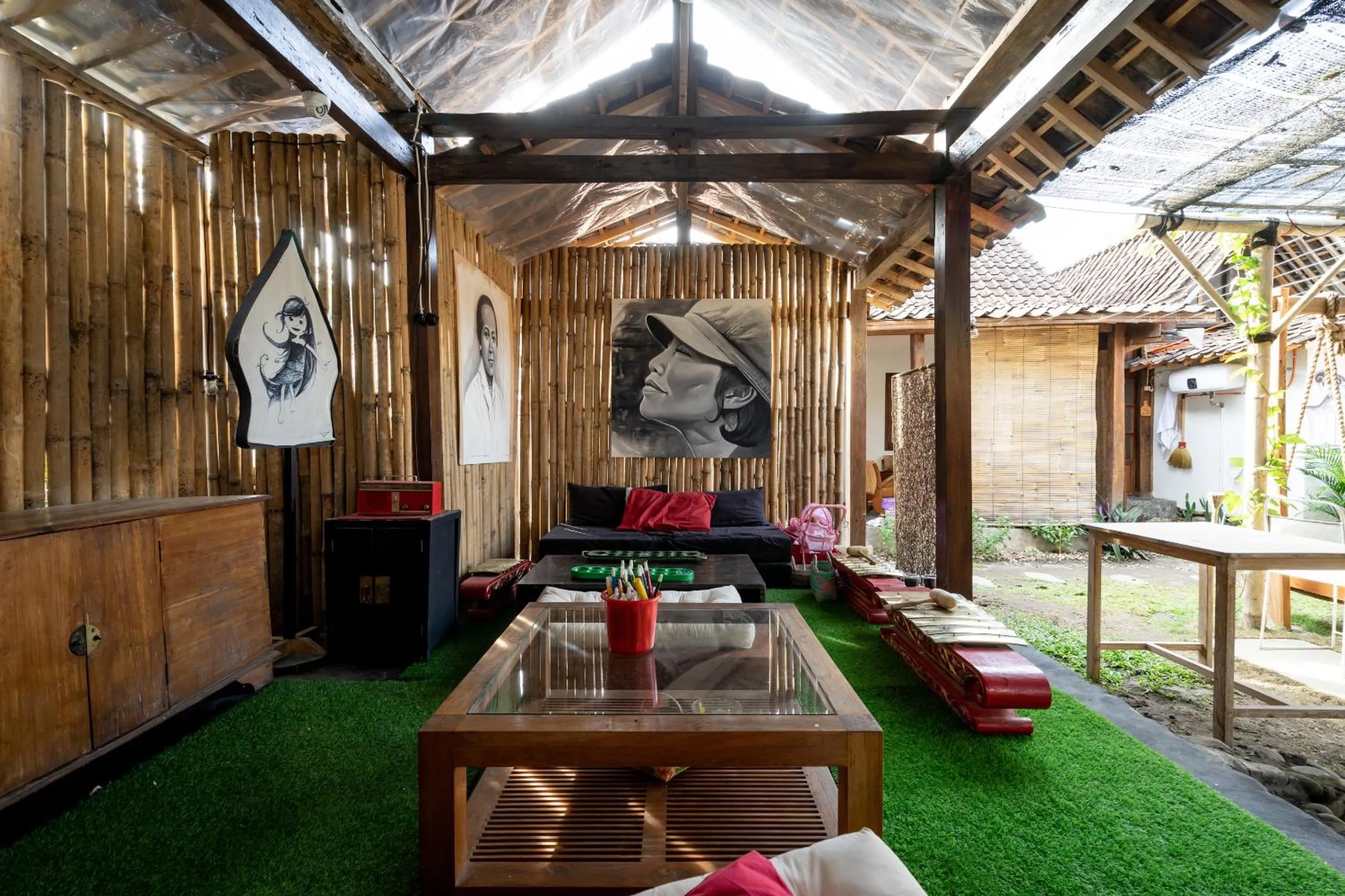 Lobby or reception in OYO 2393 Omahe Nawung Syariah