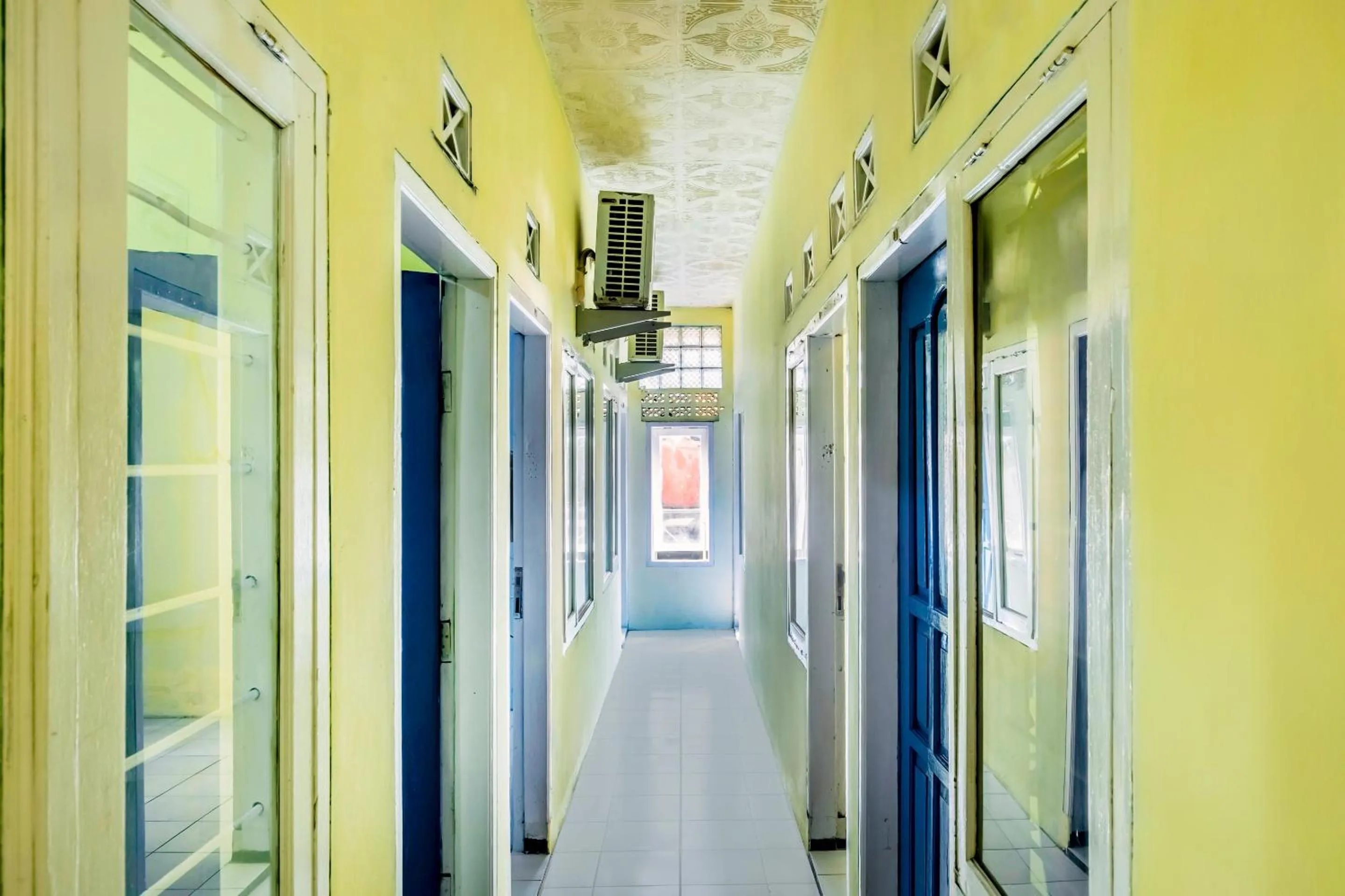 Lobby or reception in Hotel O Pondok Nabil