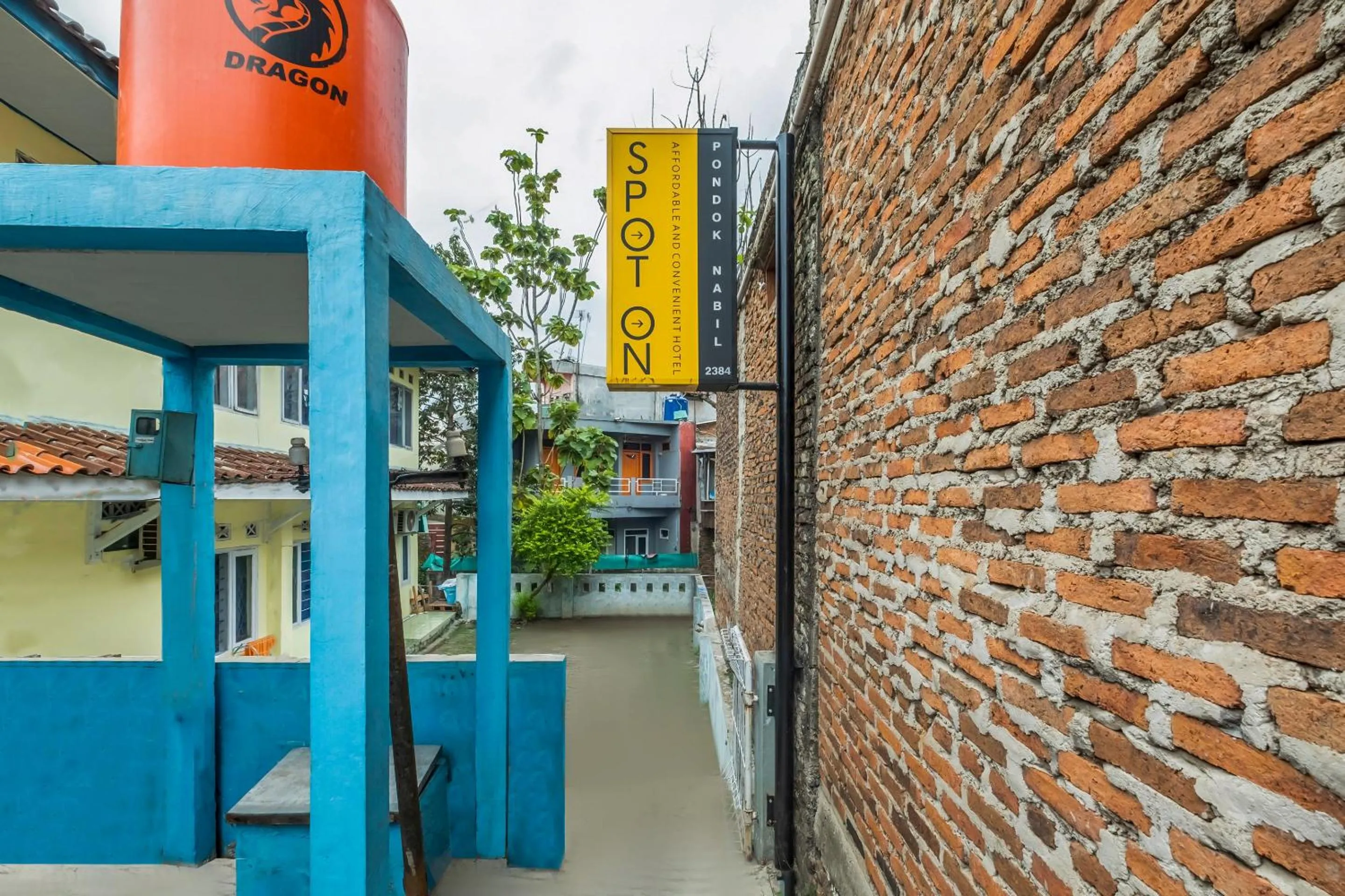 Facade/entrance in Hotel O Pondok Nabil
