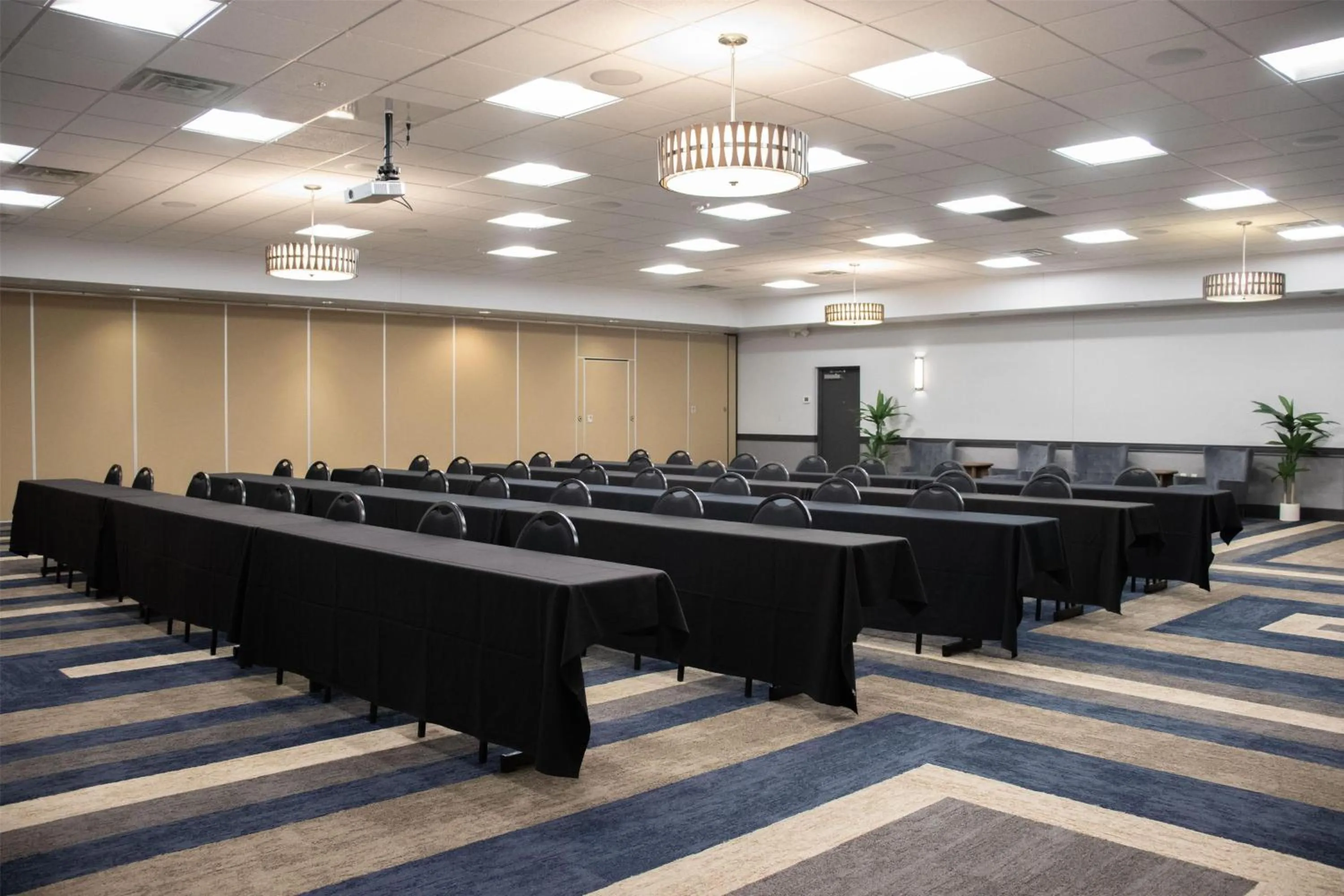 Meeting/conference room in Wyndham Bloomington - Mall of America