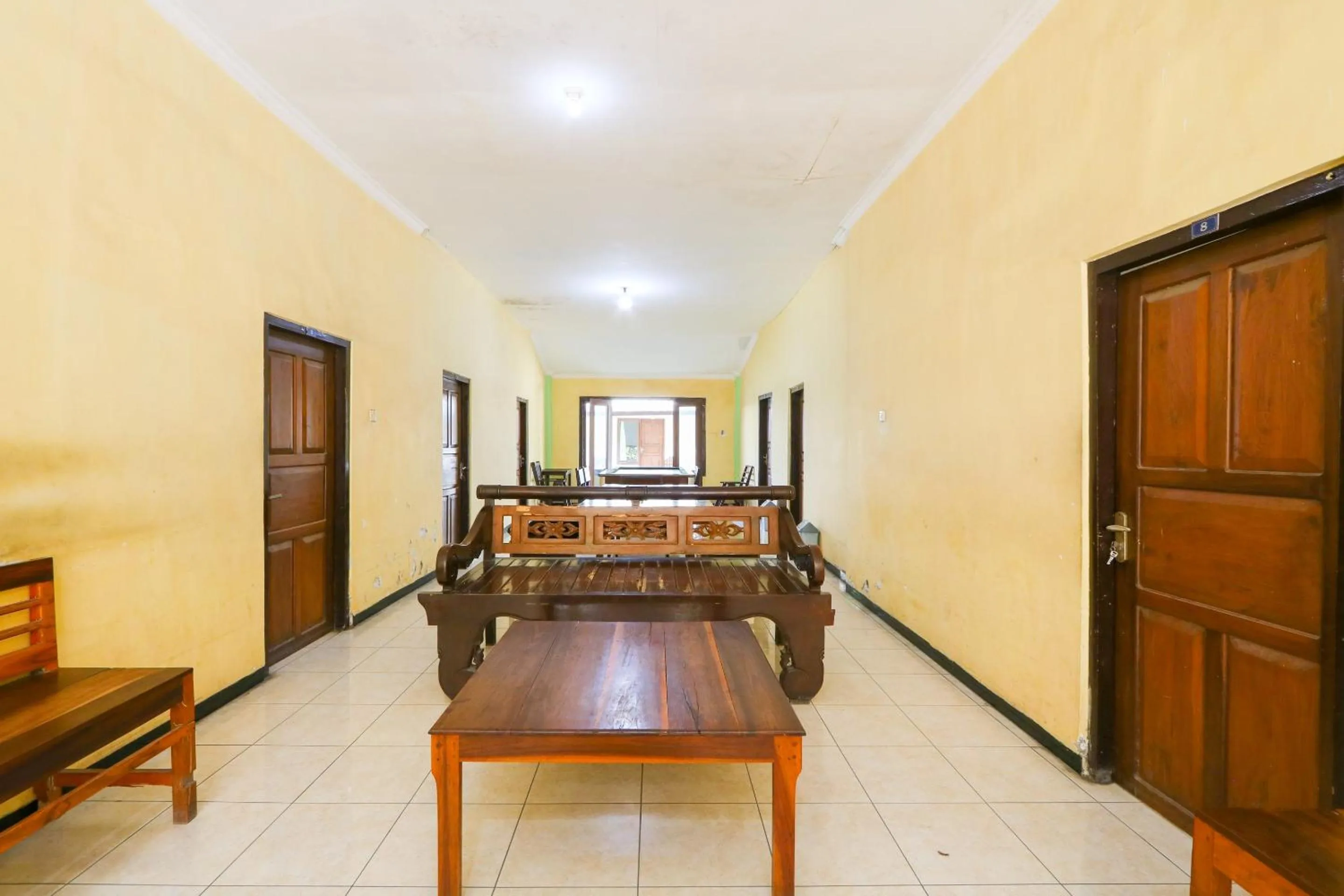 Lobby or reception in SPOT ON 2422 Hotel Moga Sari