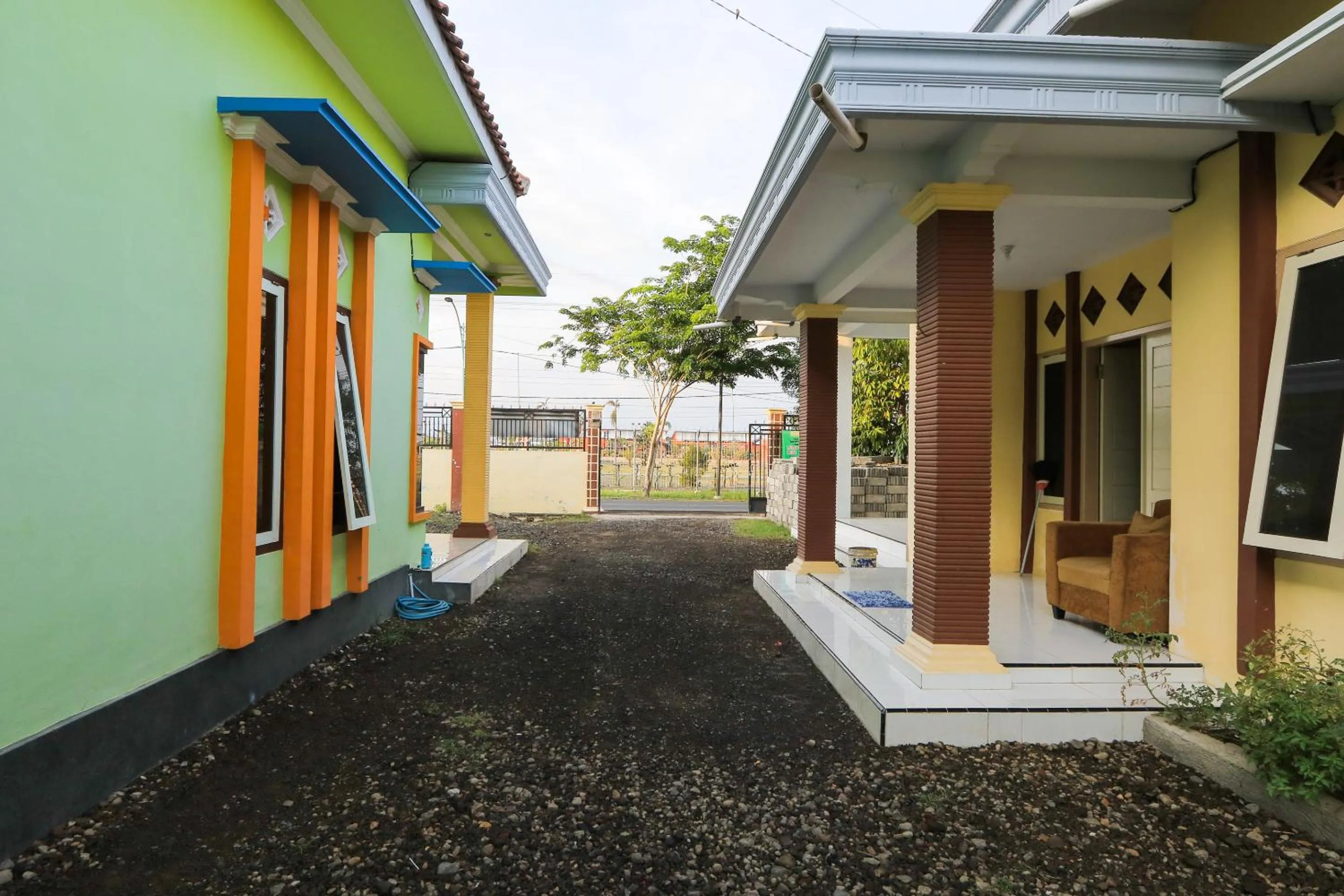 Area and facilities in OYO 2371 Islami Family Residence