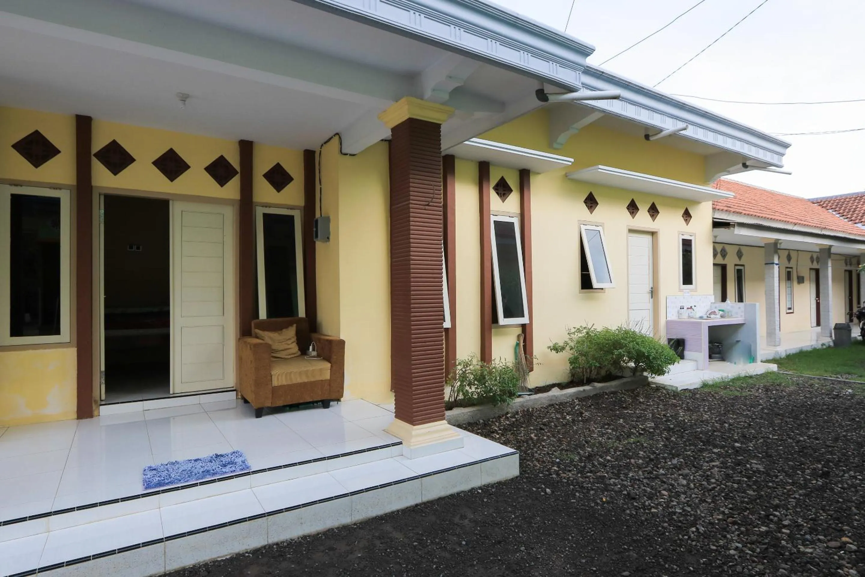 Area and facilities in OYO 2371 Islami Family Residence