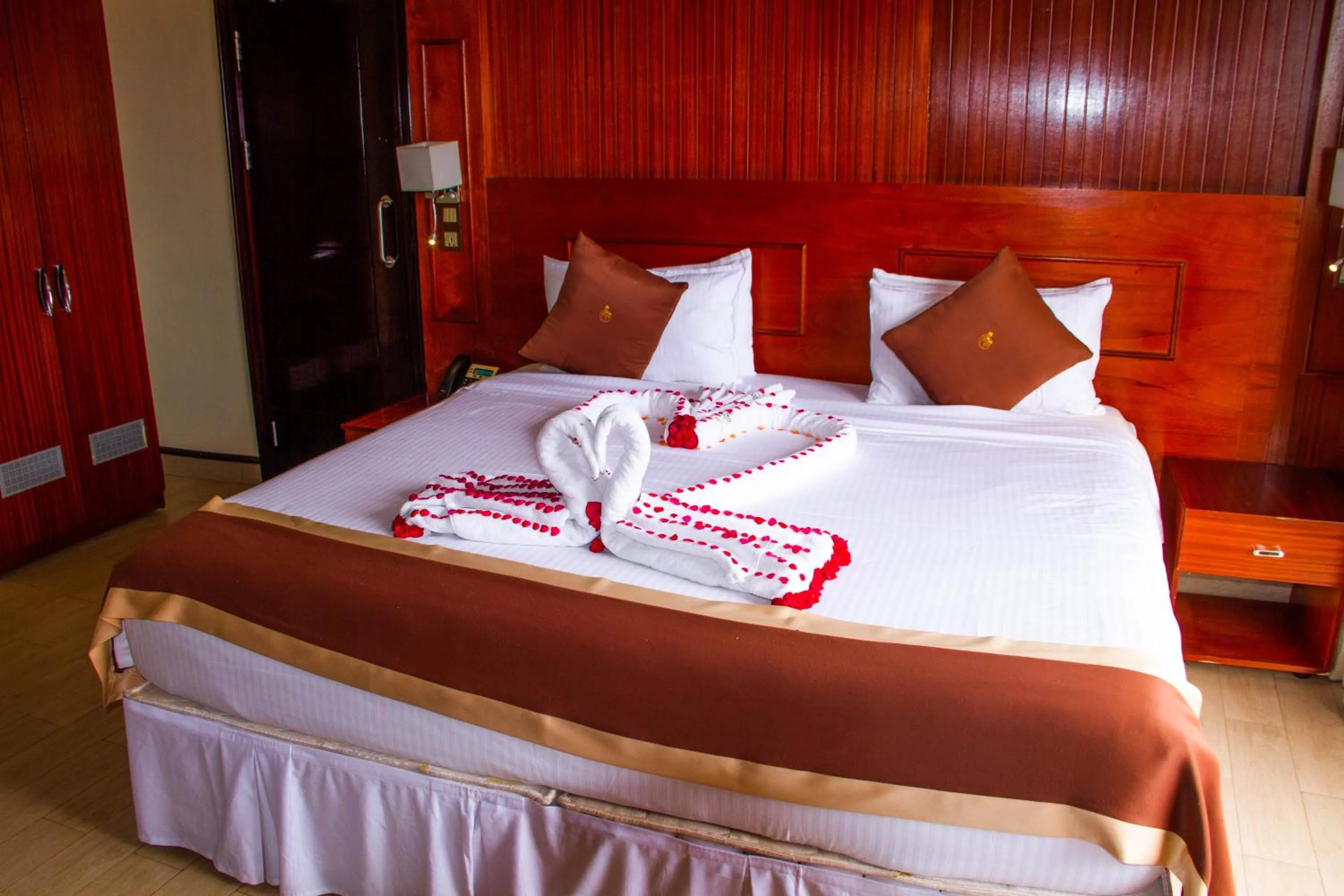 Bed in Sainte Famille Hotel