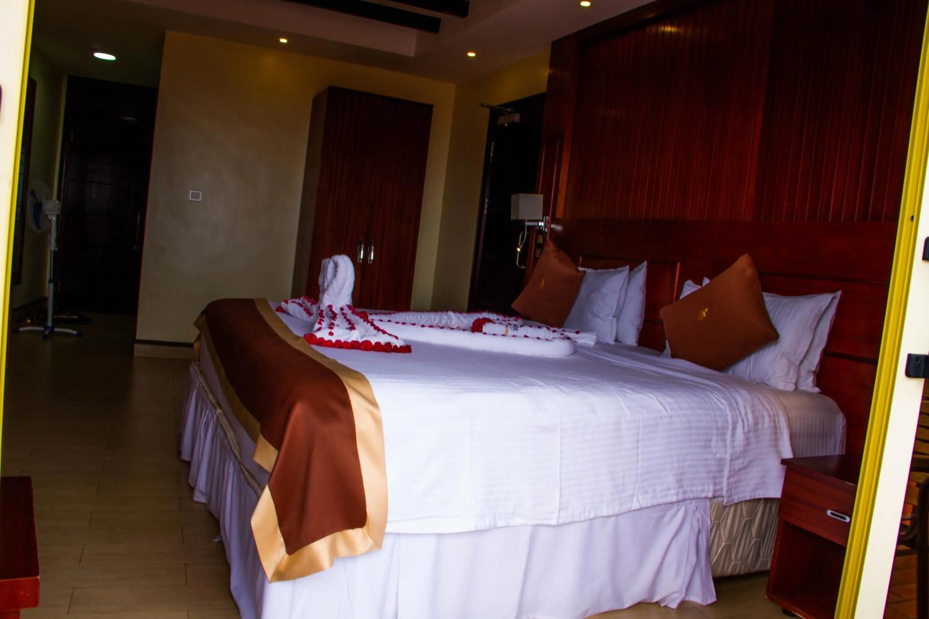 Bed in Sainte Famille Hotel