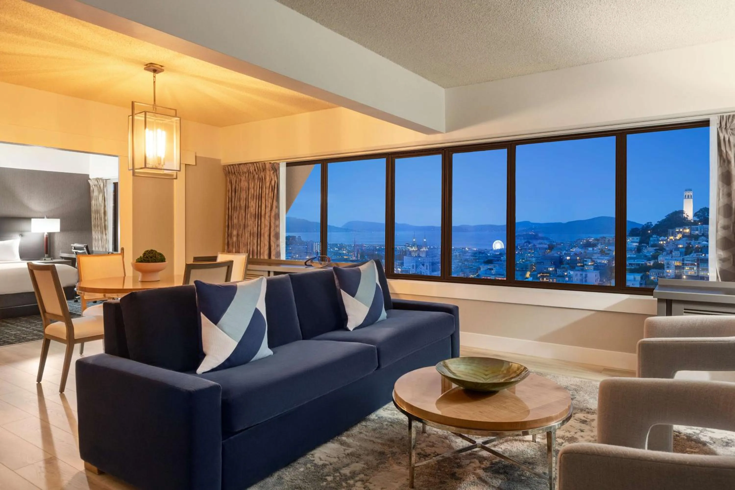 Living room in Hilton San Francisco Financial District
