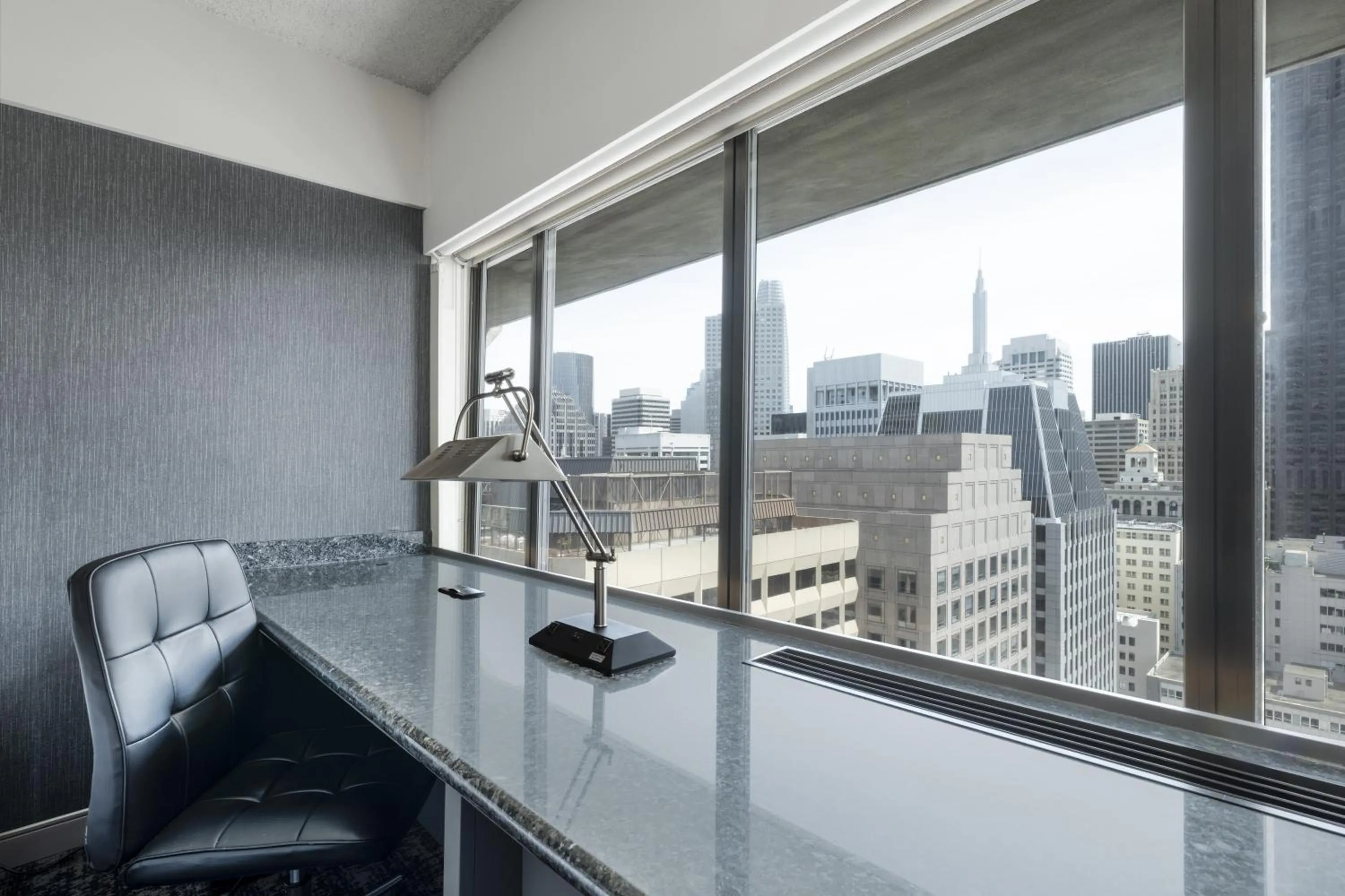 City view in Hilton San Francisco Financial District