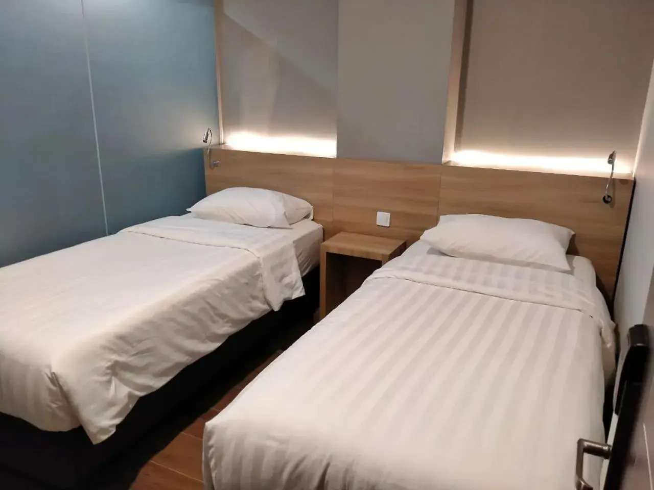 Standard Twin Room in Hotel Marina Airport Semarang Standard Twin Room in Hotel Marina Airport Semarang