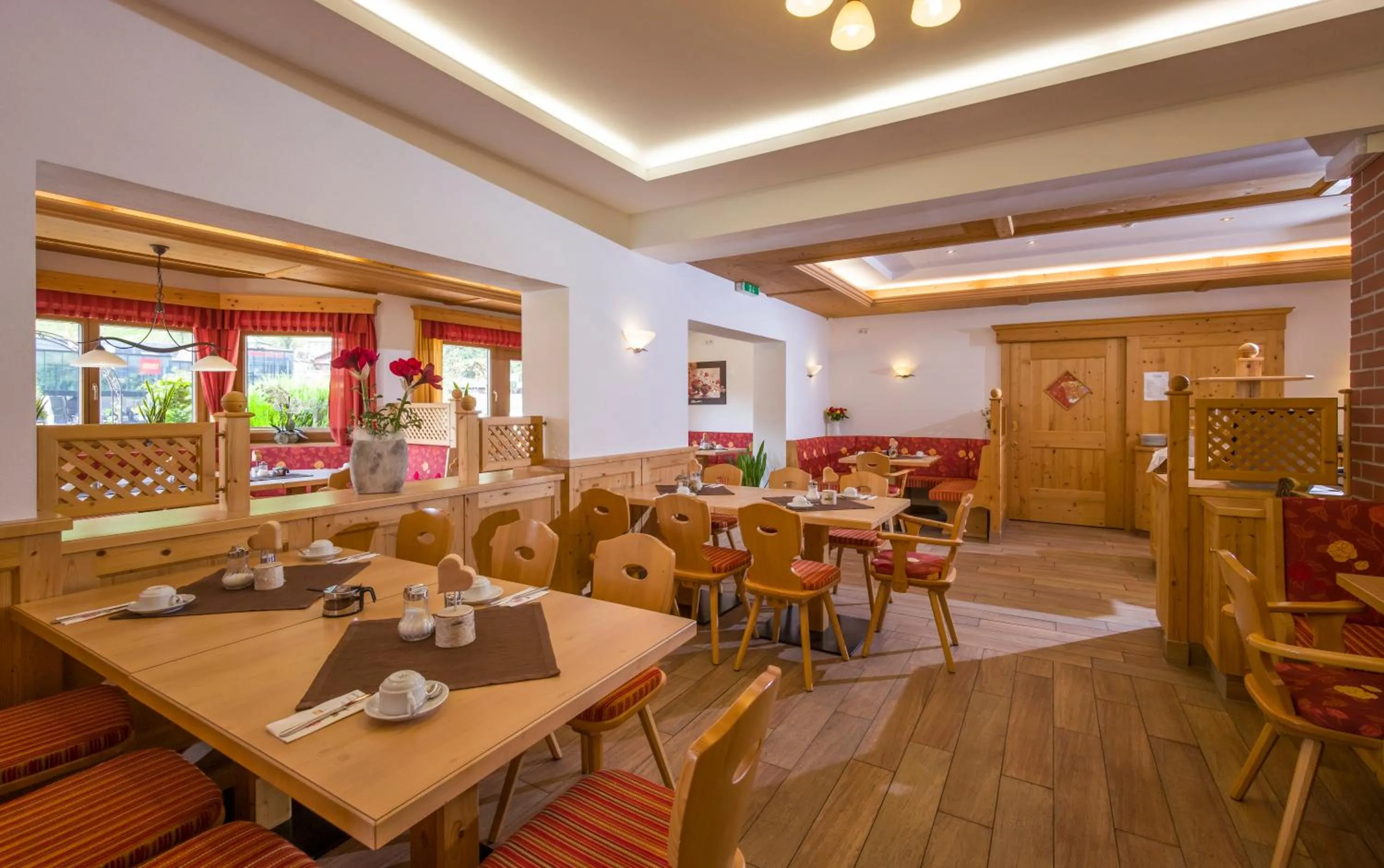 Restaurant/places to eat in Hotel Garni Klocker