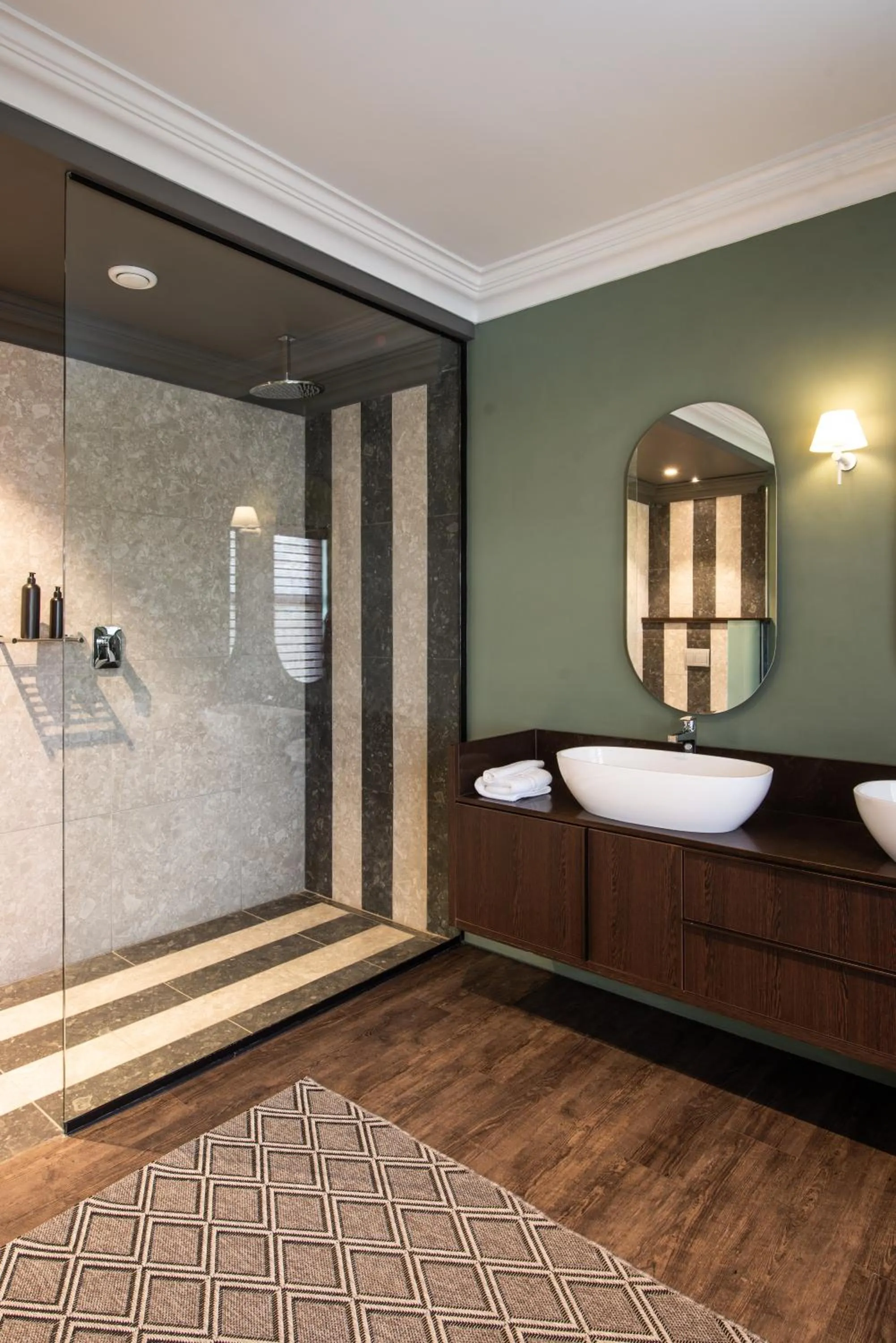 Bathroom in The Feather Hill Boutique Hotel