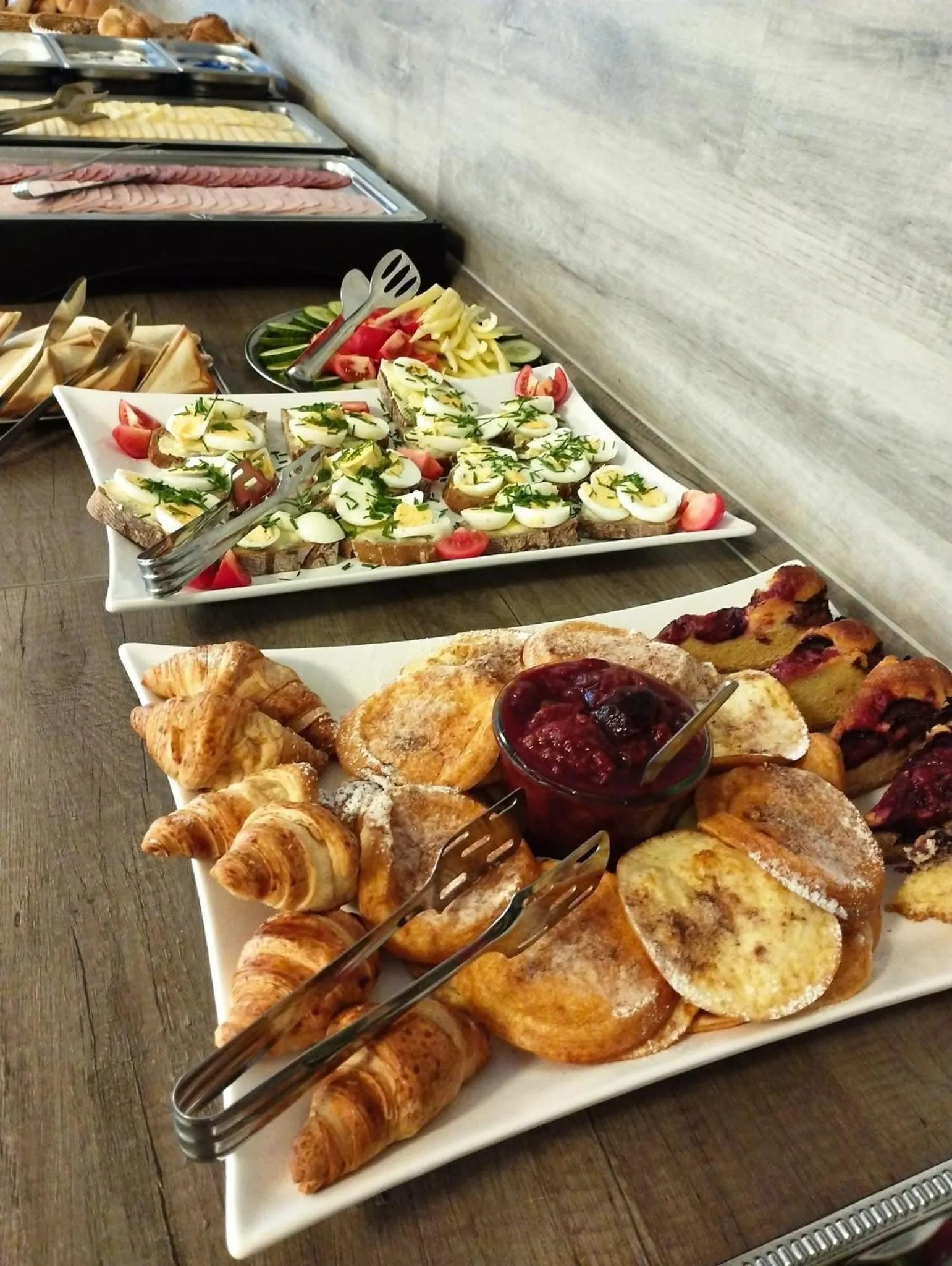 Buffet breakfast in Hotel Barborka