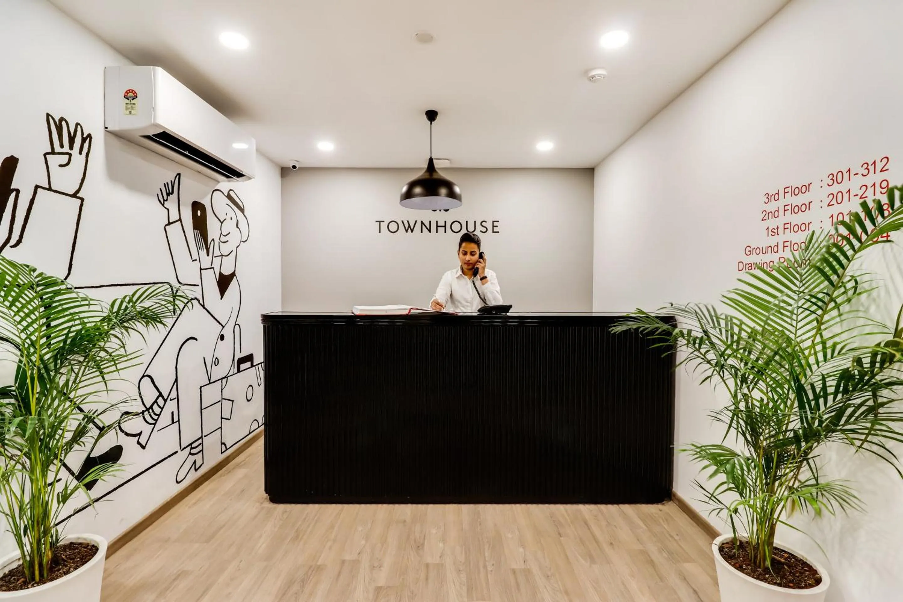 Lobby or reception in Super Townhouse Gandhi Hall