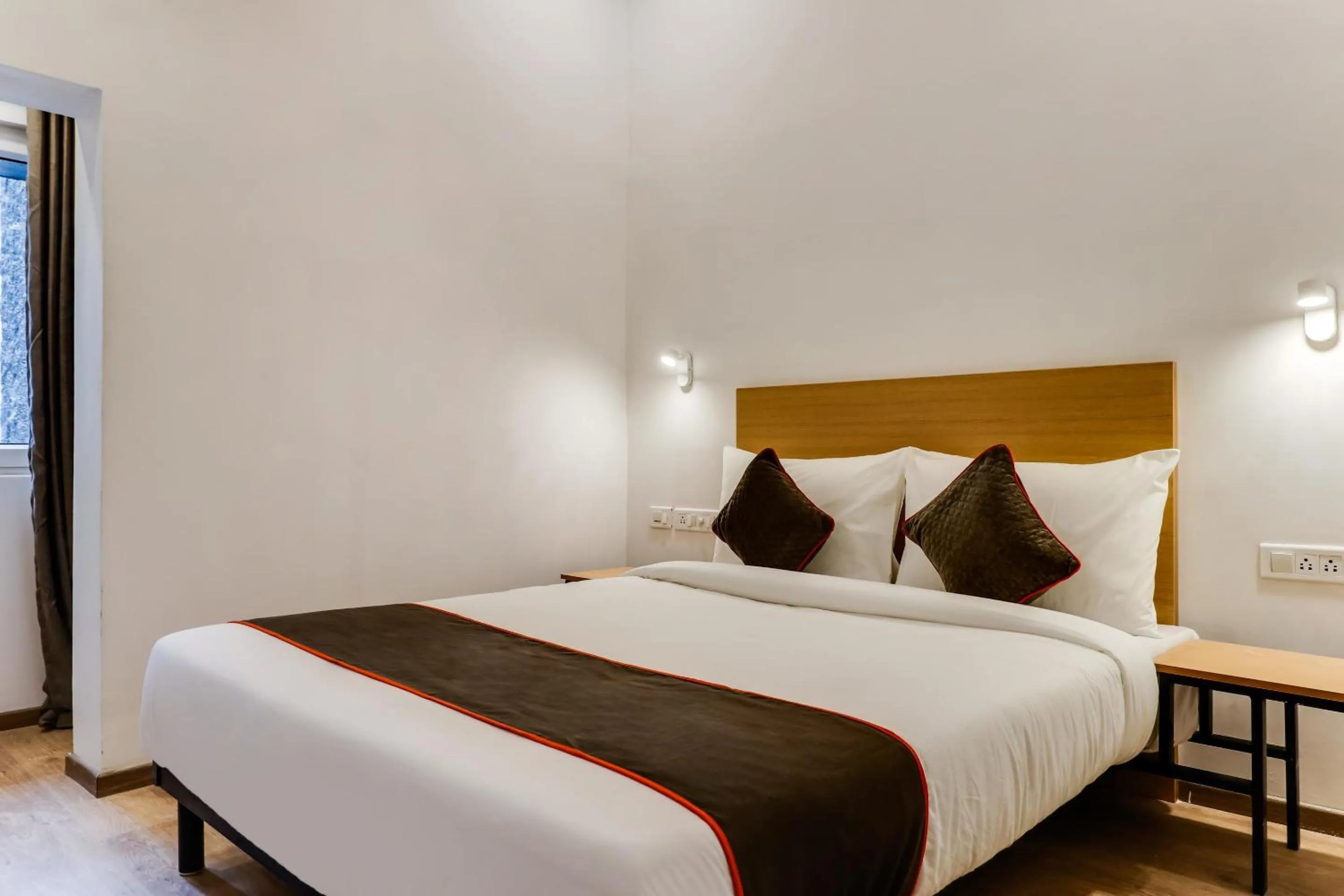 Bedroom, Bed in Super Townhouse Gandhi Hall