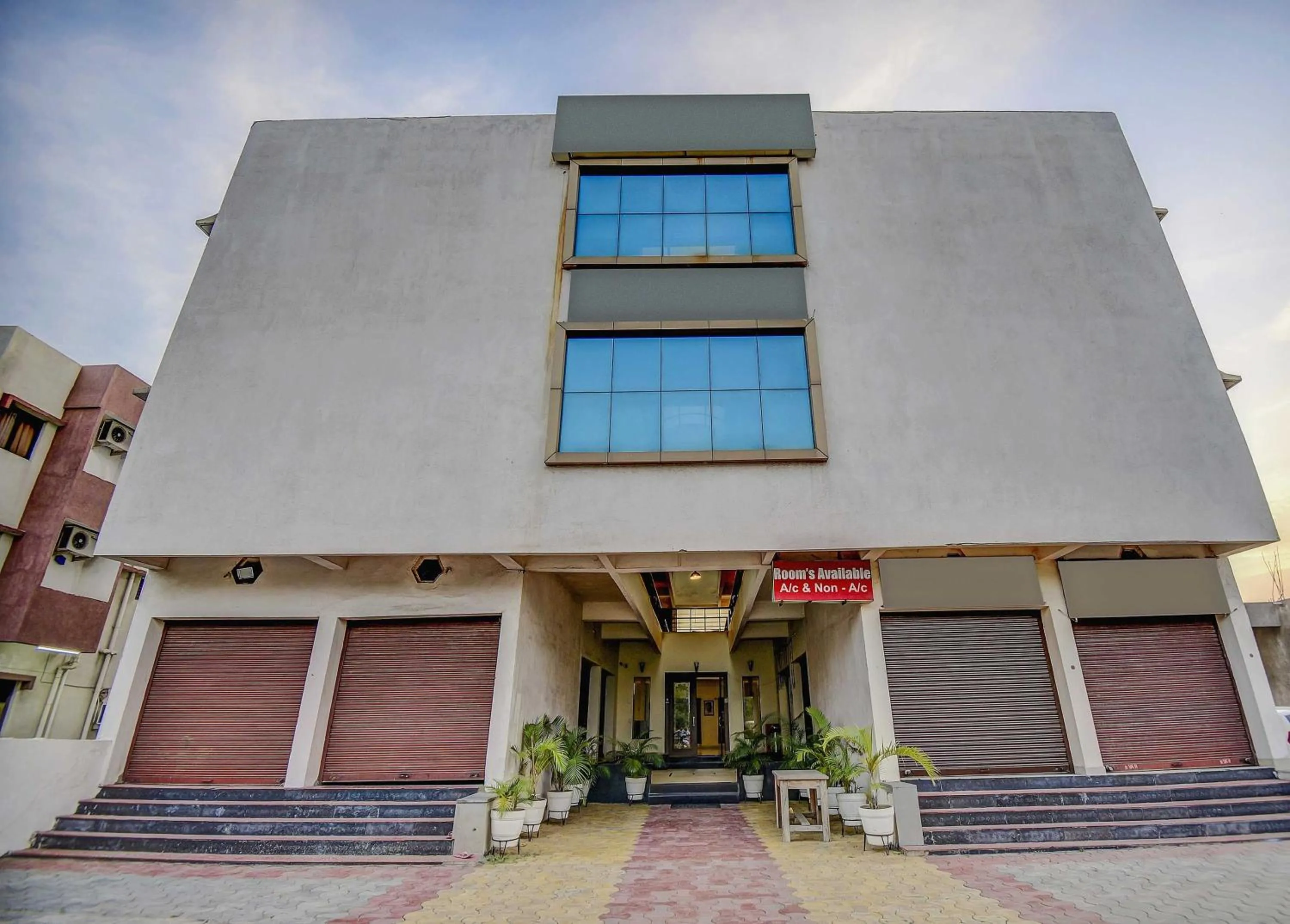 Facade/entrance in Hotel O Plus Corporate One