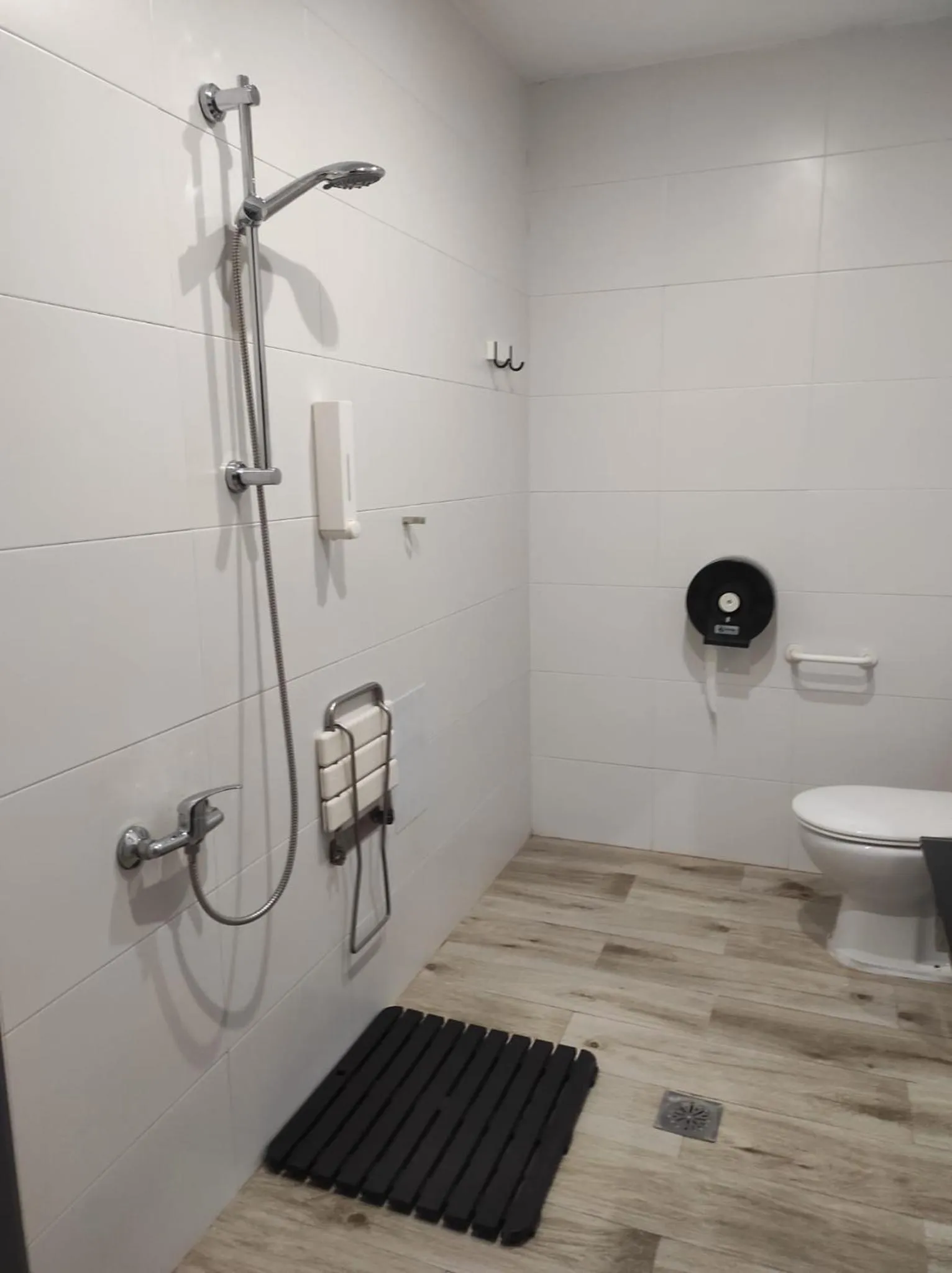 Bathroom in Granada Old Town Hostel