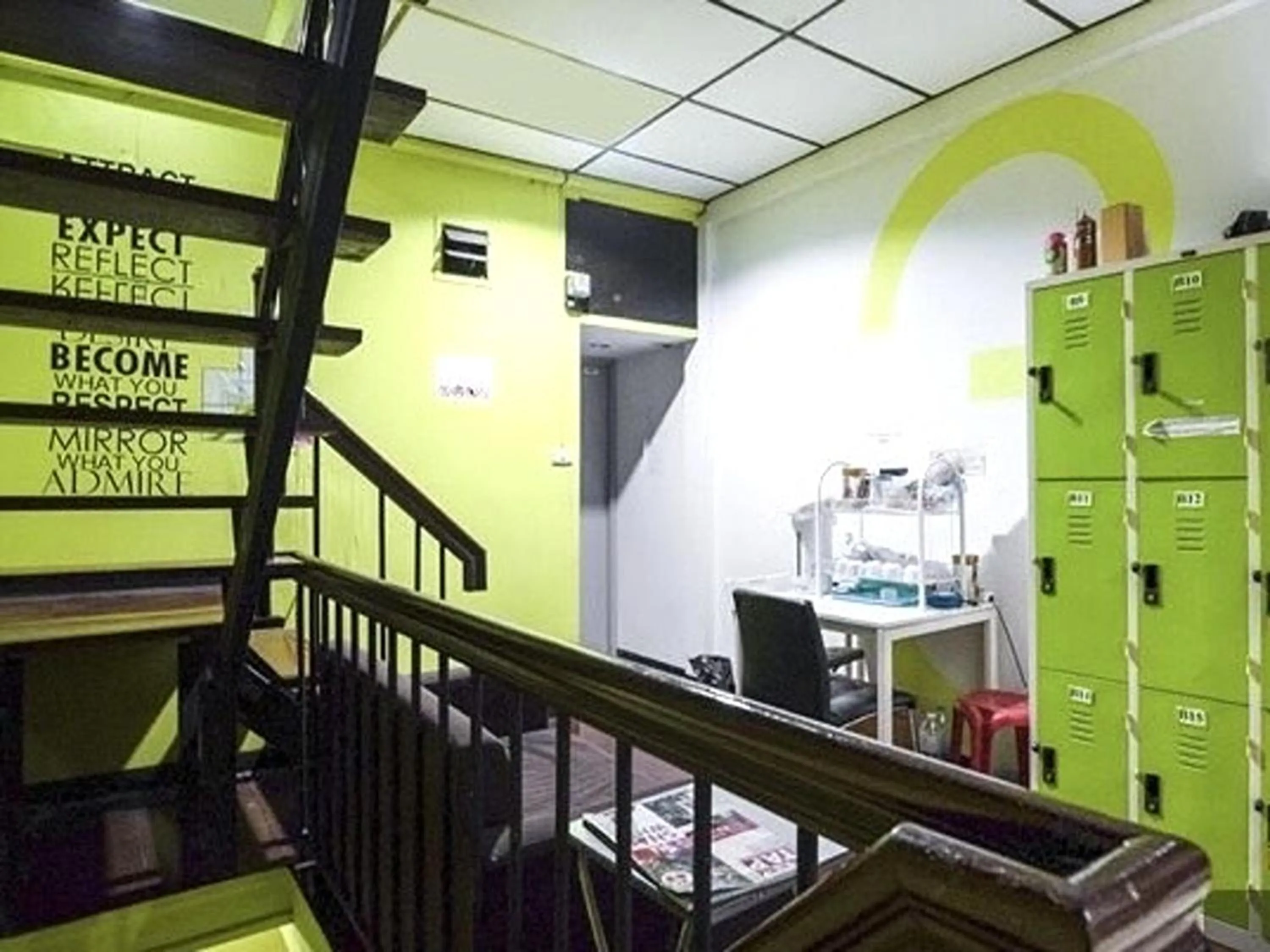 Area and facilities in Ali Hostel